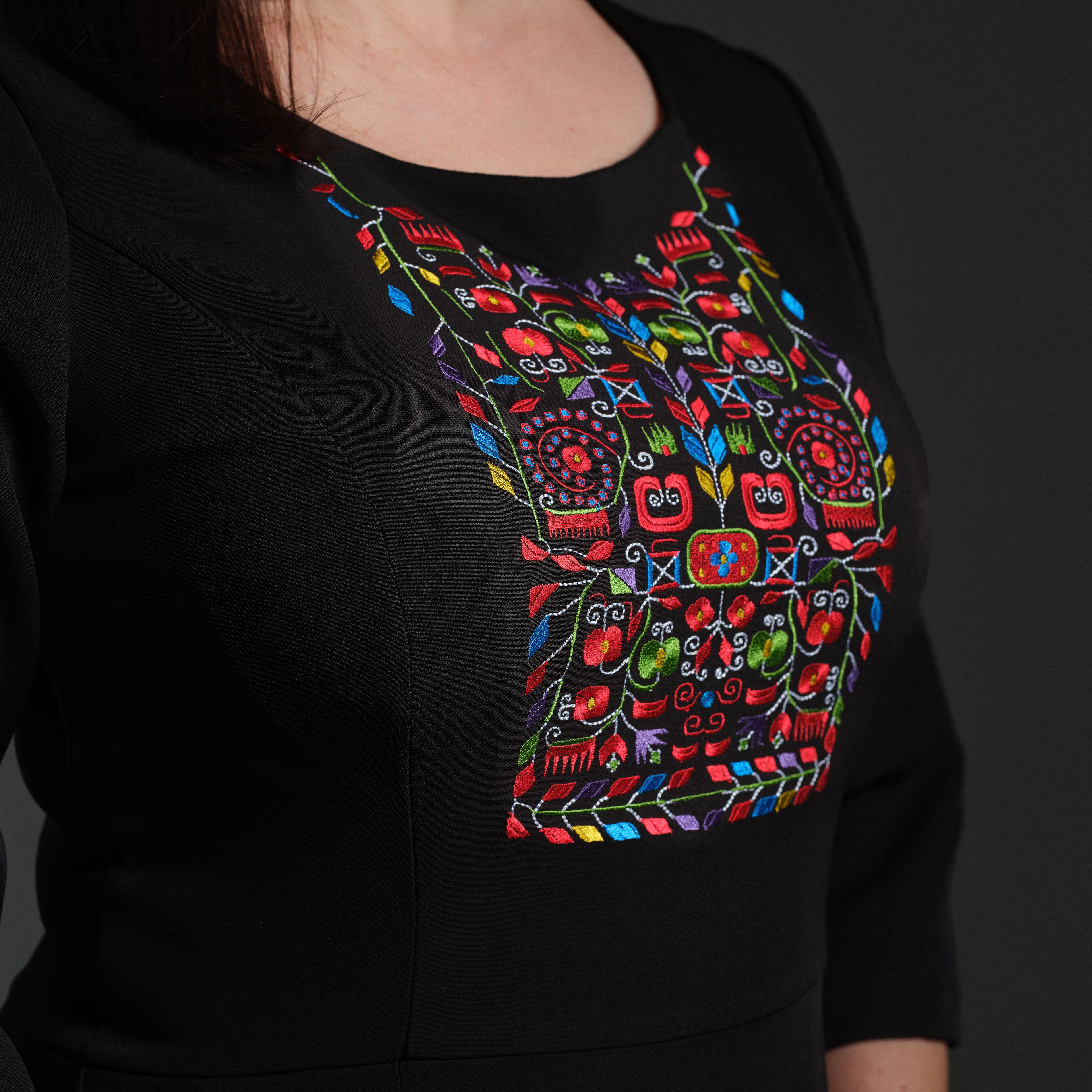 Рокля с ръкави "Плодовете на живота"