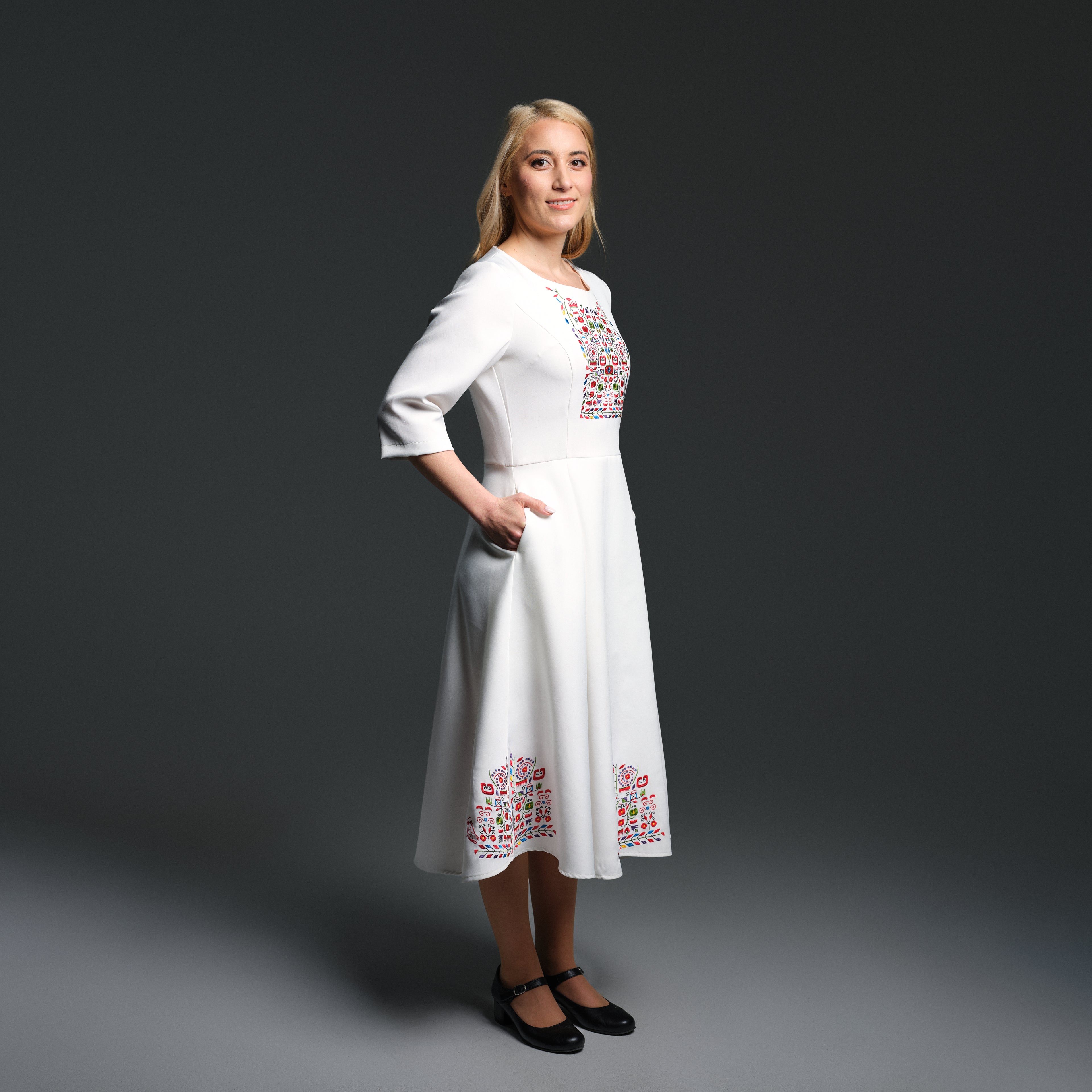 Рокля с ръкави "Плодовете на живота"