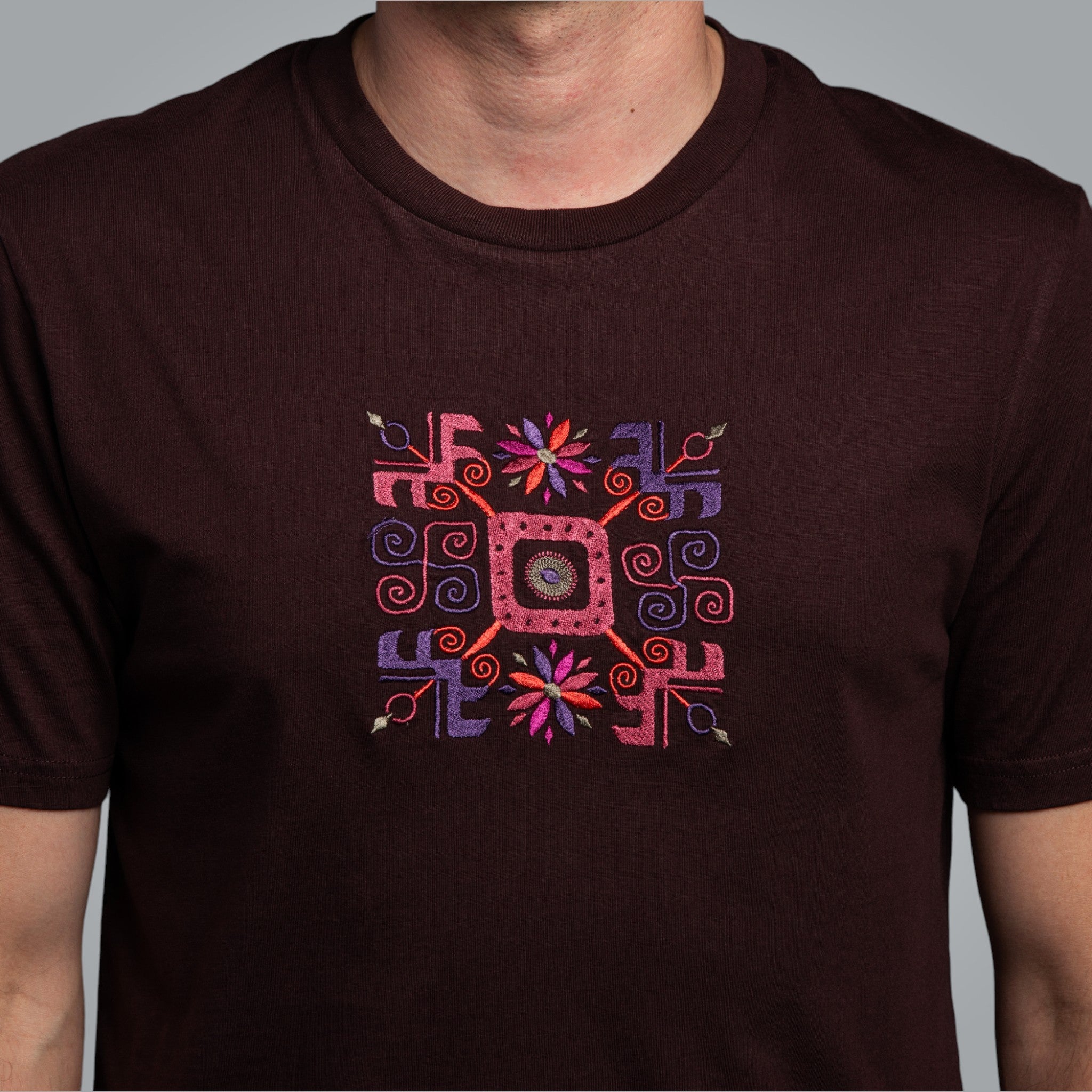 Тениска "Посоки"