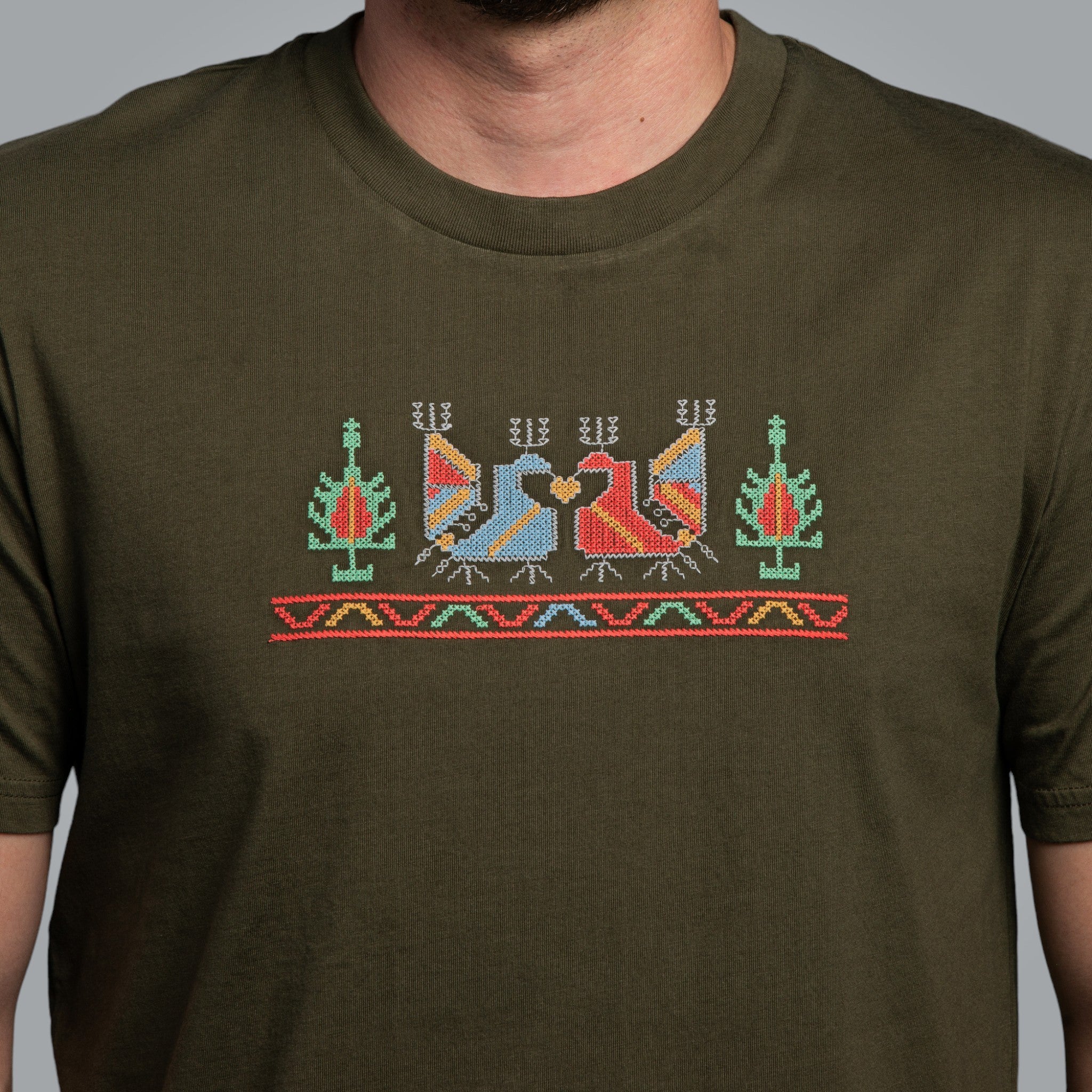 Тениска "Петли"