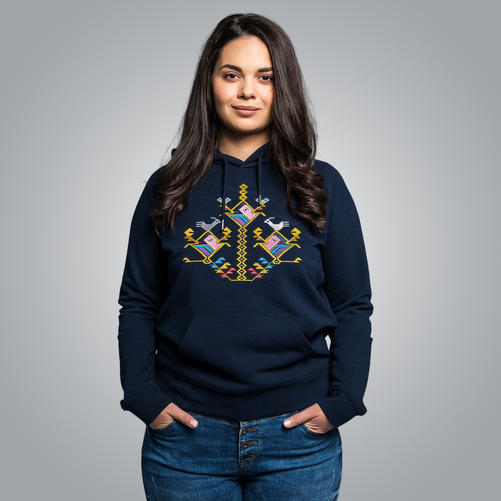 Дамска блуза с качулка "Пилета"