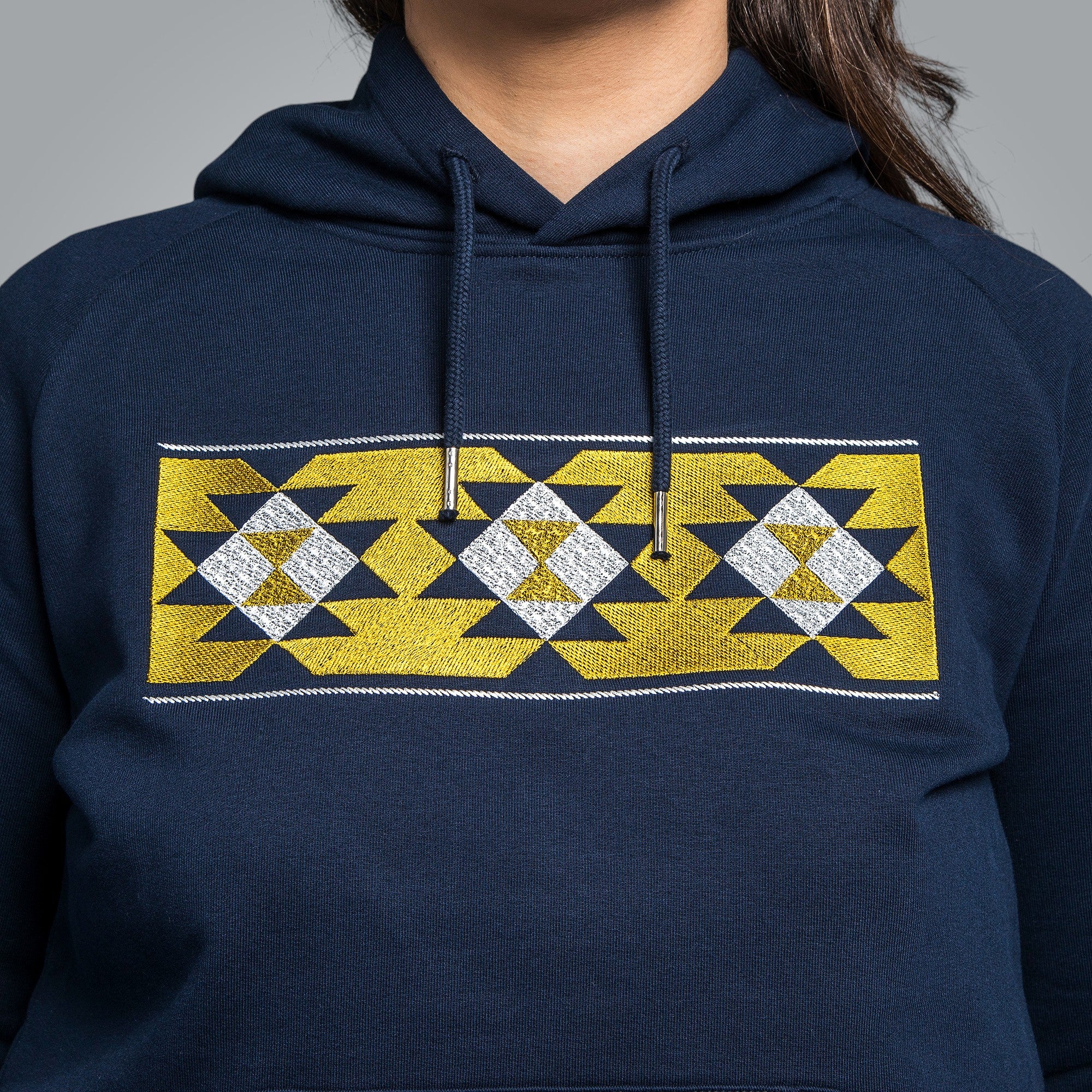 Дамска блуза с качулка "Род"