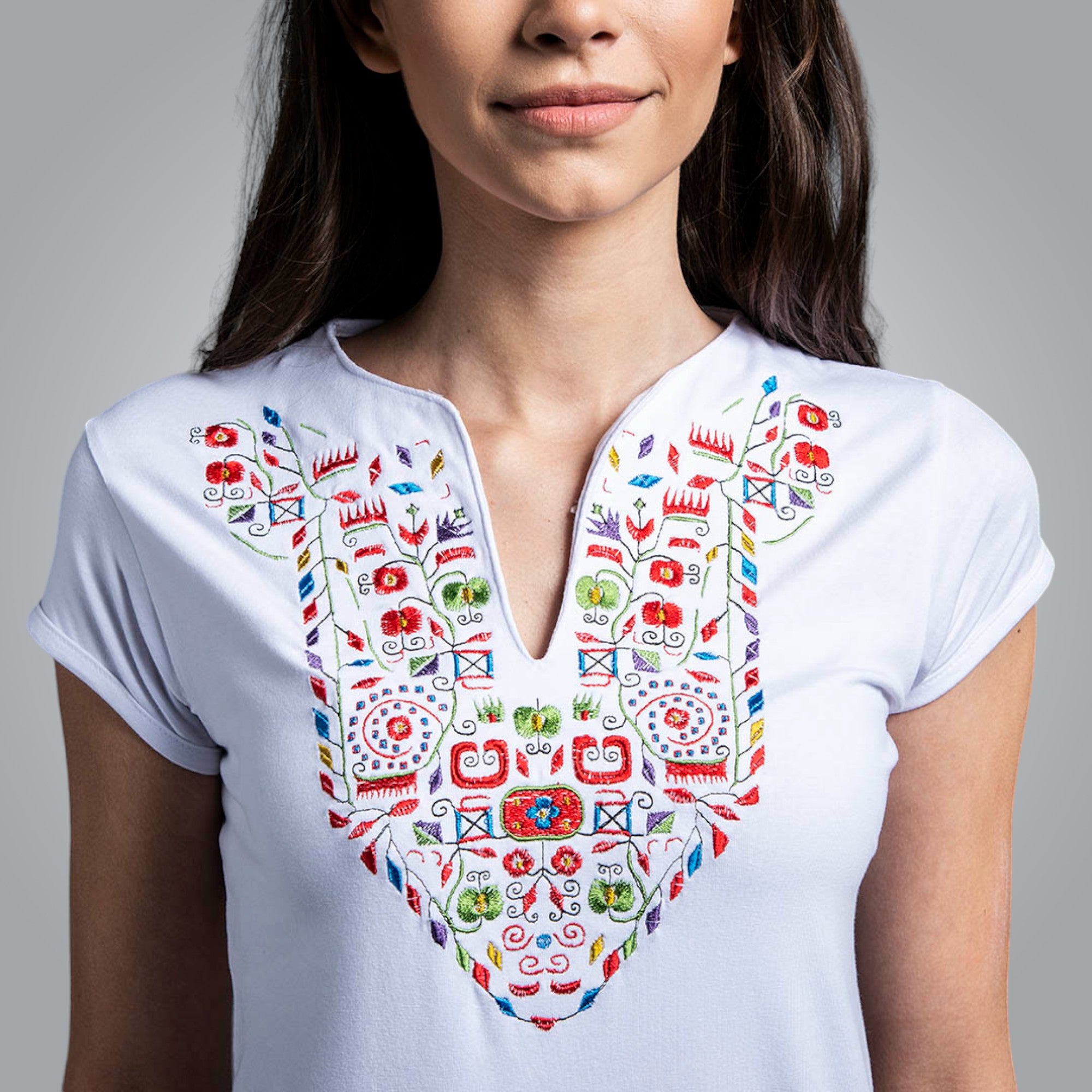 Тениска с V-деколте "Плодовете на живота"