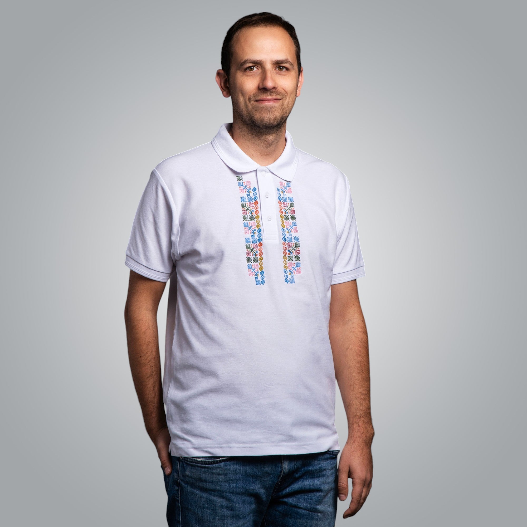 Мъжка тениска с яка с шевица от бургаско