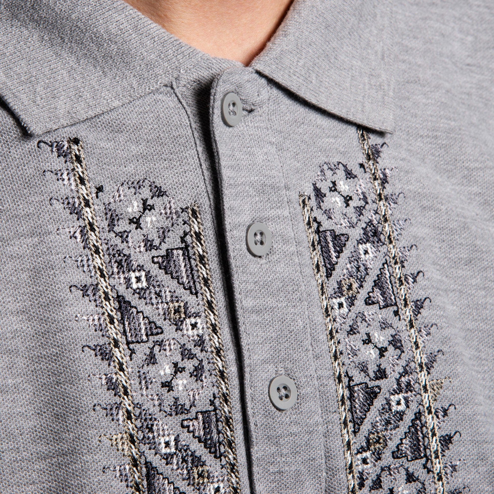 Тениска с яка "Северняшка"