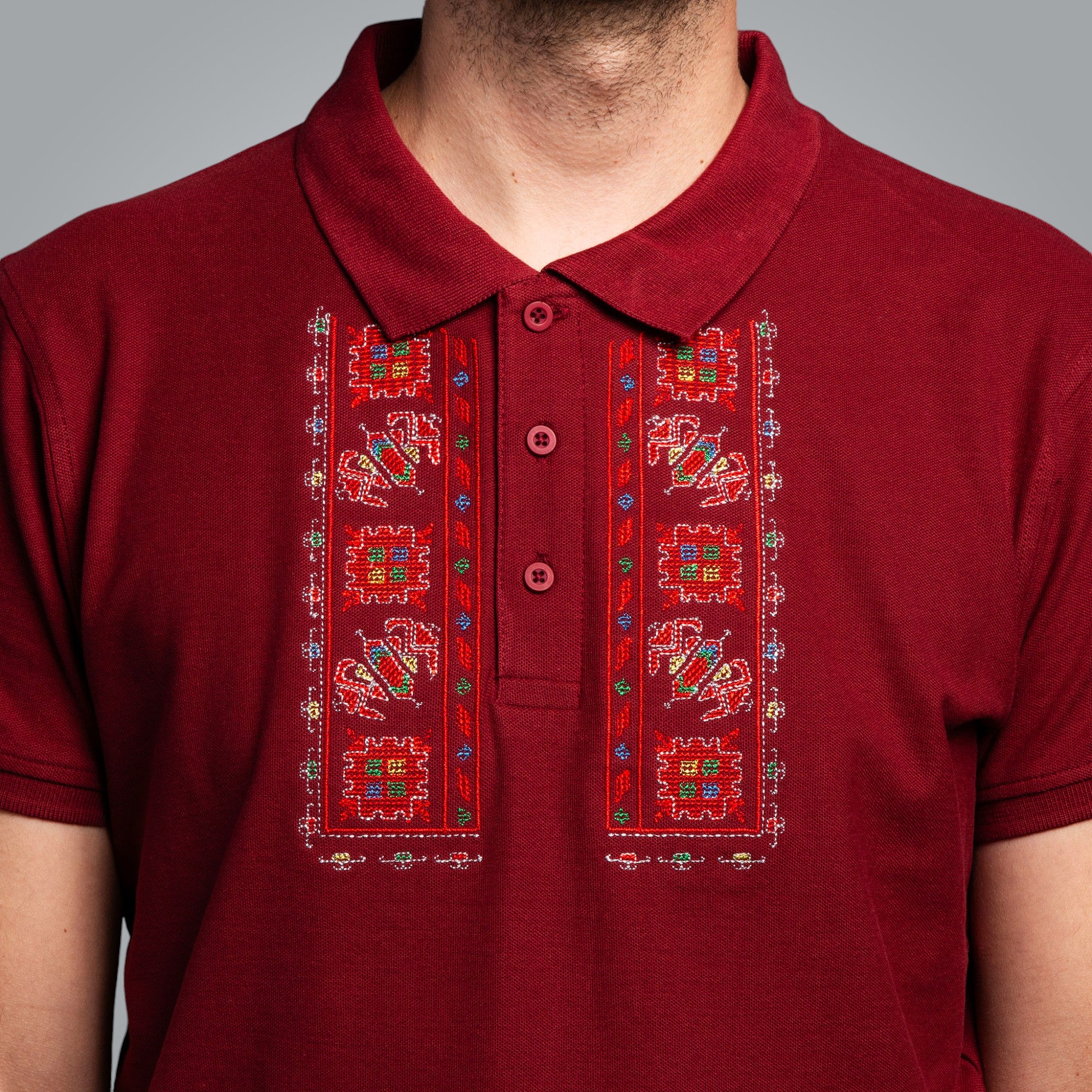 Тениска с яка "Традиционна"