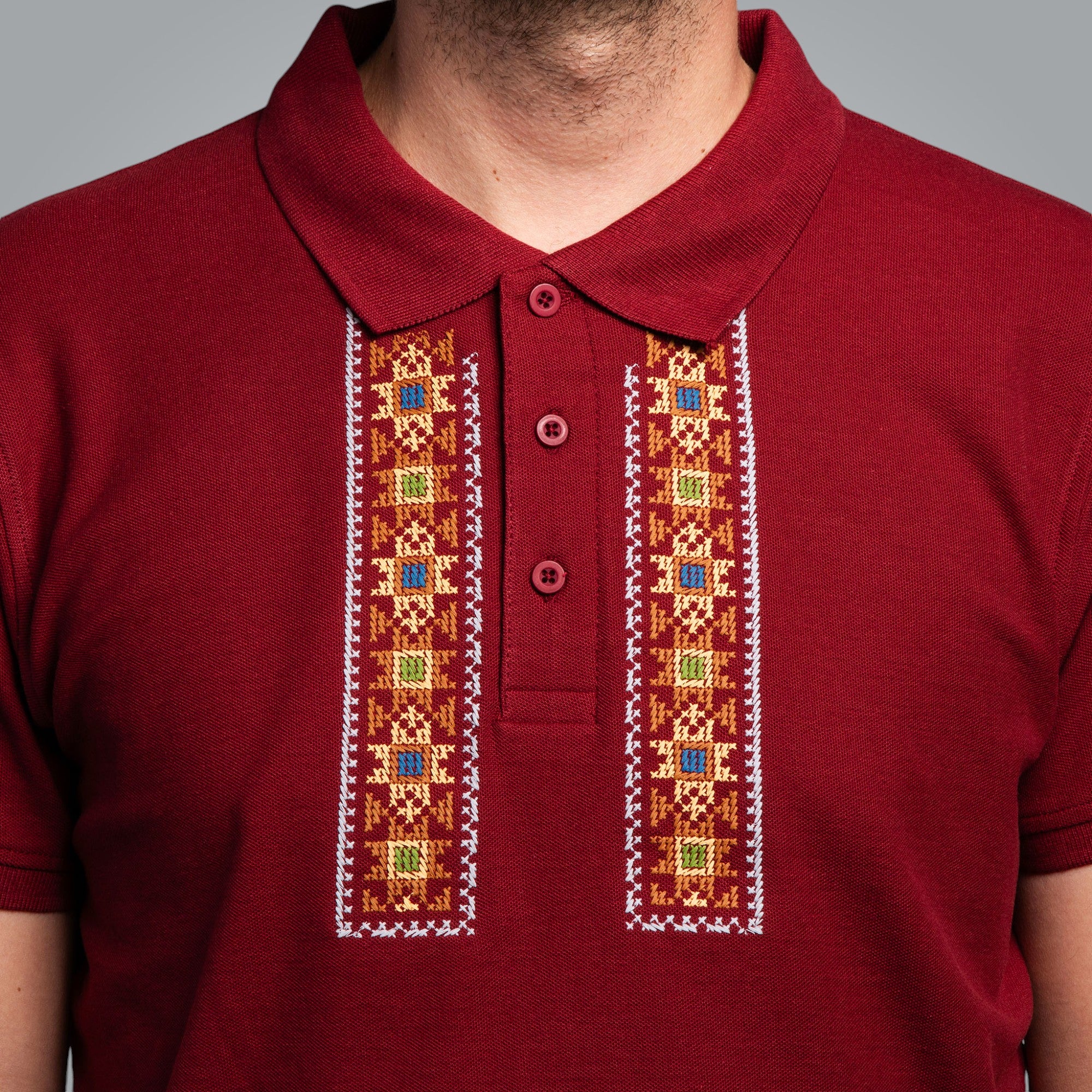 Тениска с яка "Пазител"