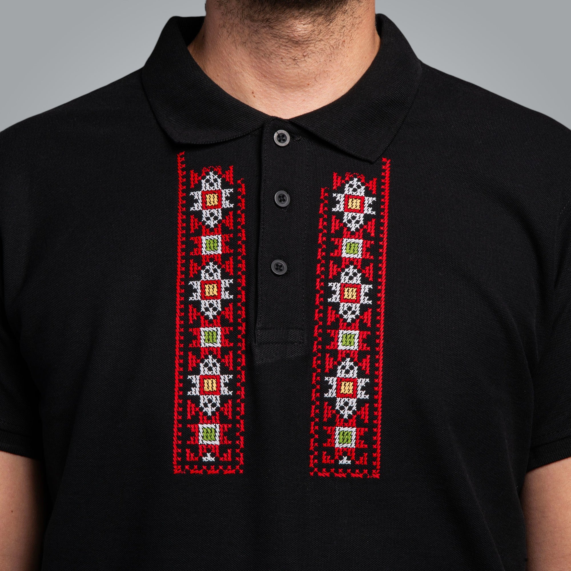 Тениска с яка "Пазител"