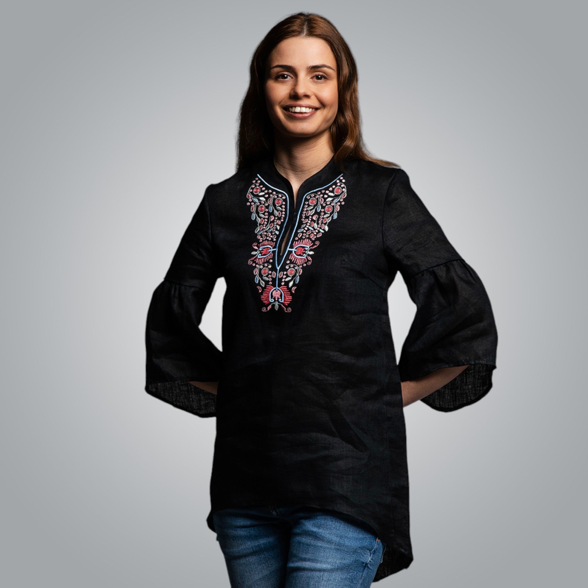 Дамска риза "Плодородие" в пастелни тонове