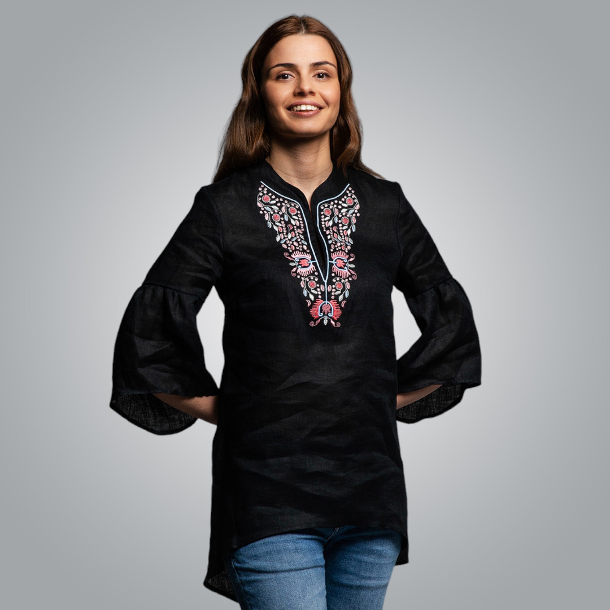 Дамска риза "Плодородие" в пастелни тонове