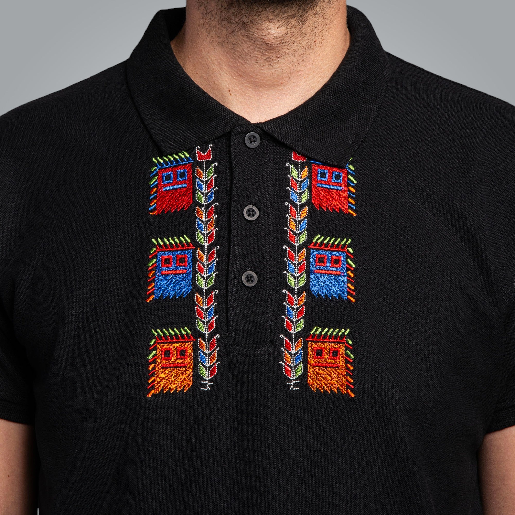 Тениска с яка "Кукери"