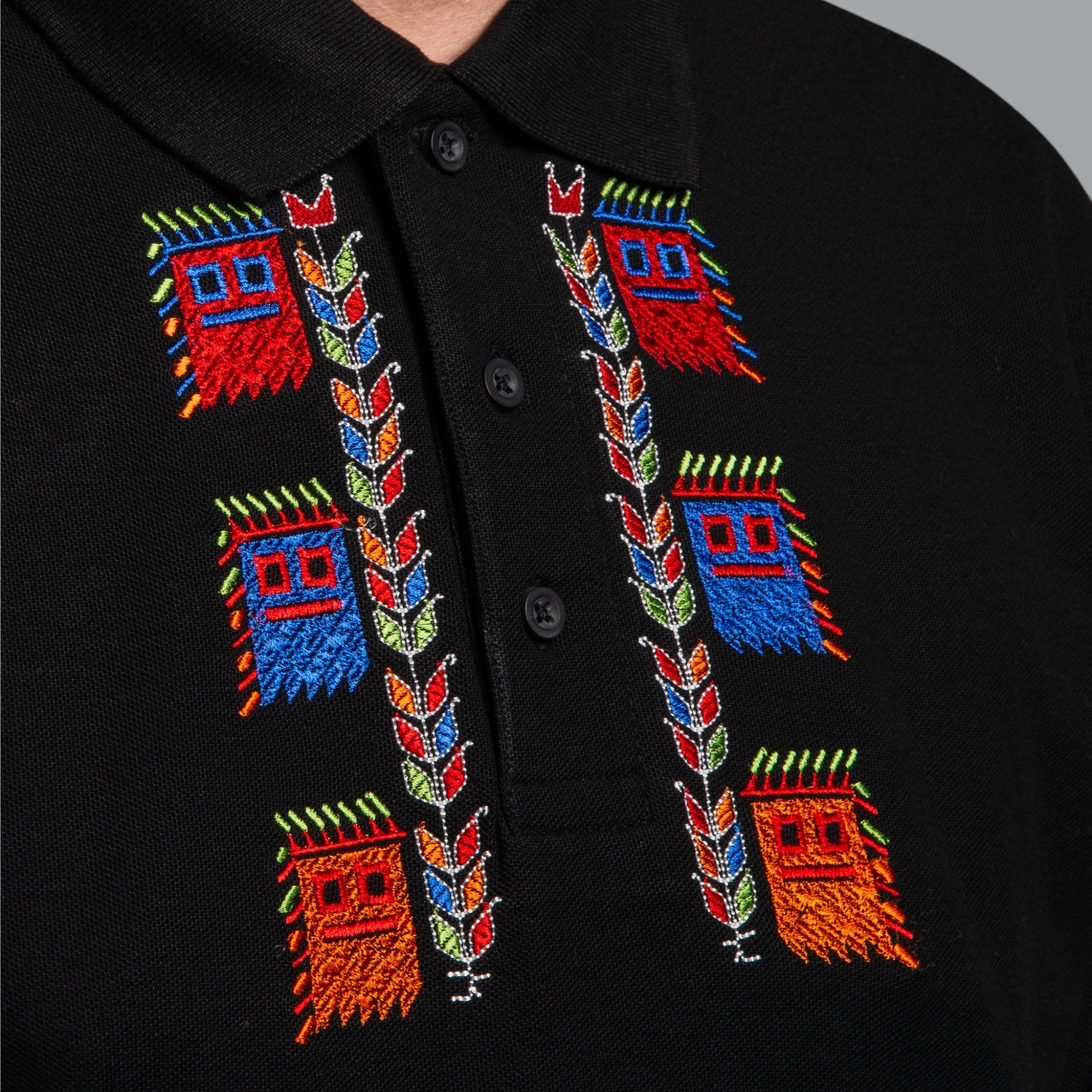 Блуза с яка "Кукери"