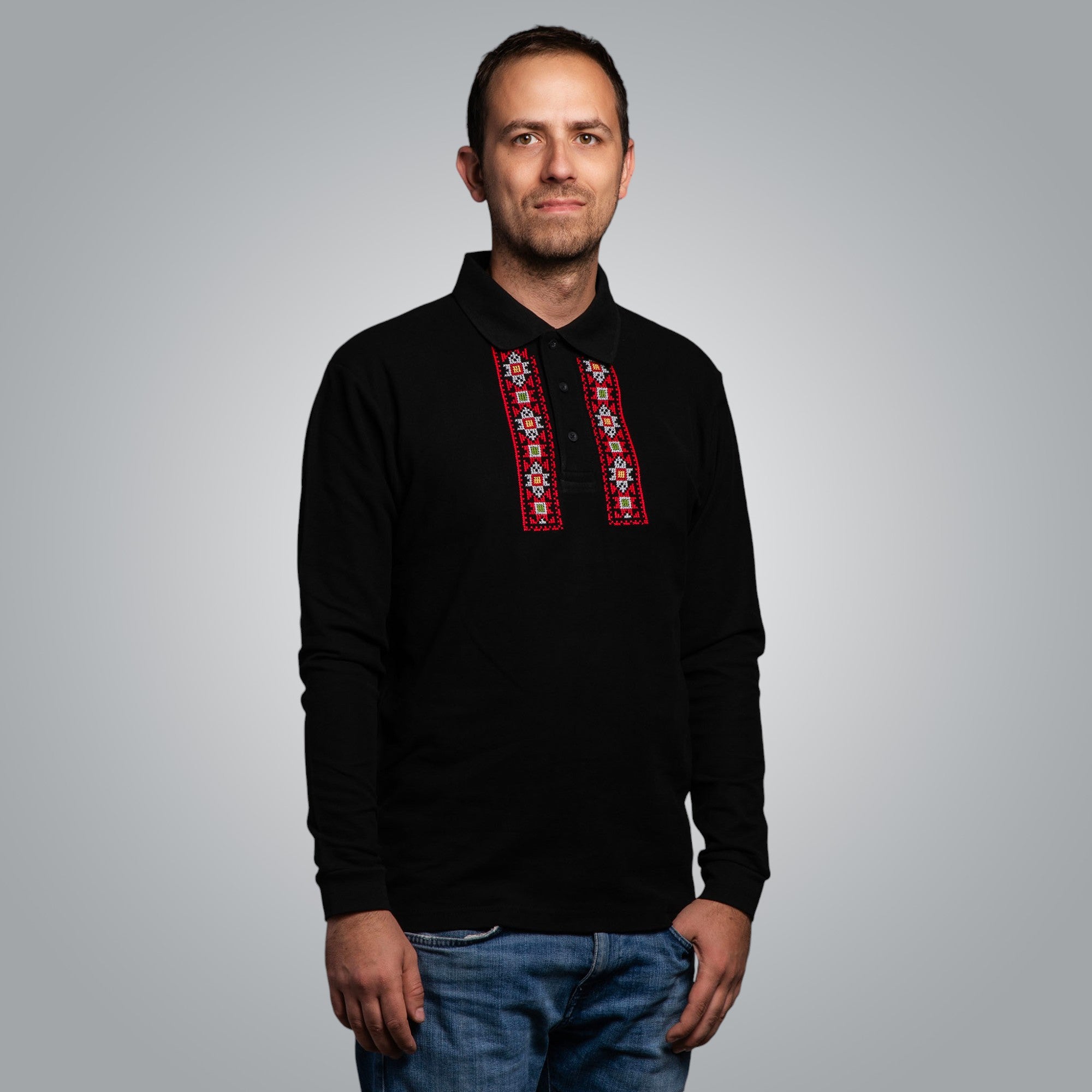 Блуза с яка "Пазител"