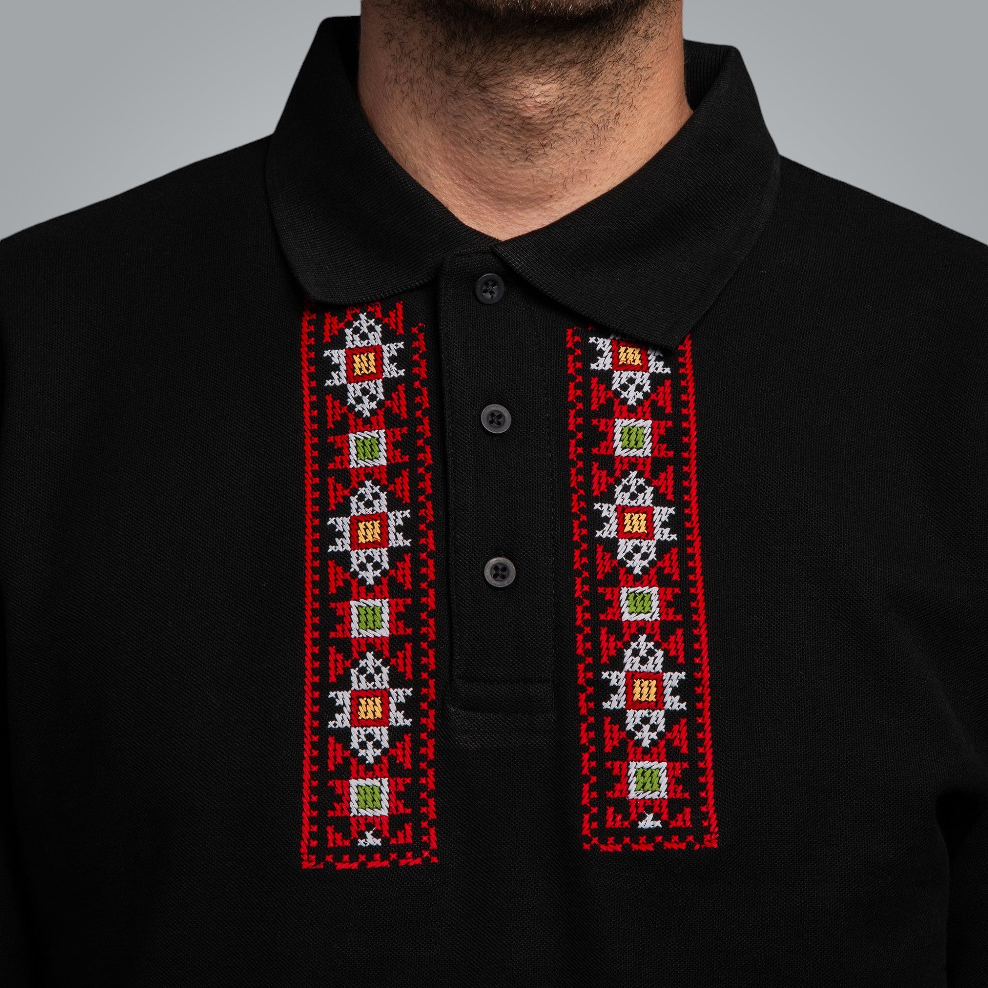 Блуза с яка "Пазител"