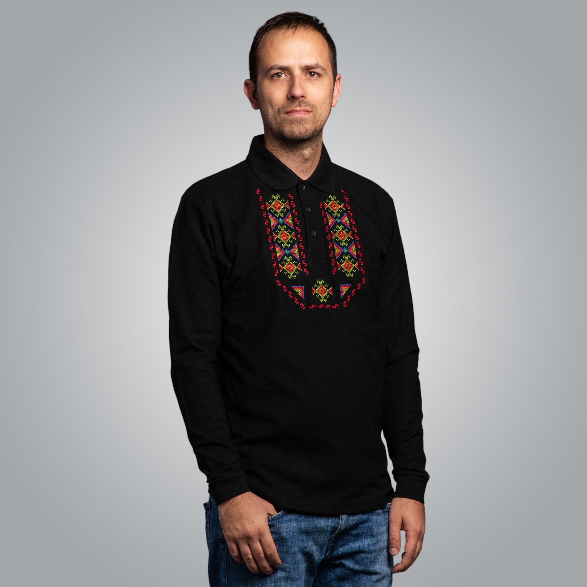 Блуза с яка "Гиздав"