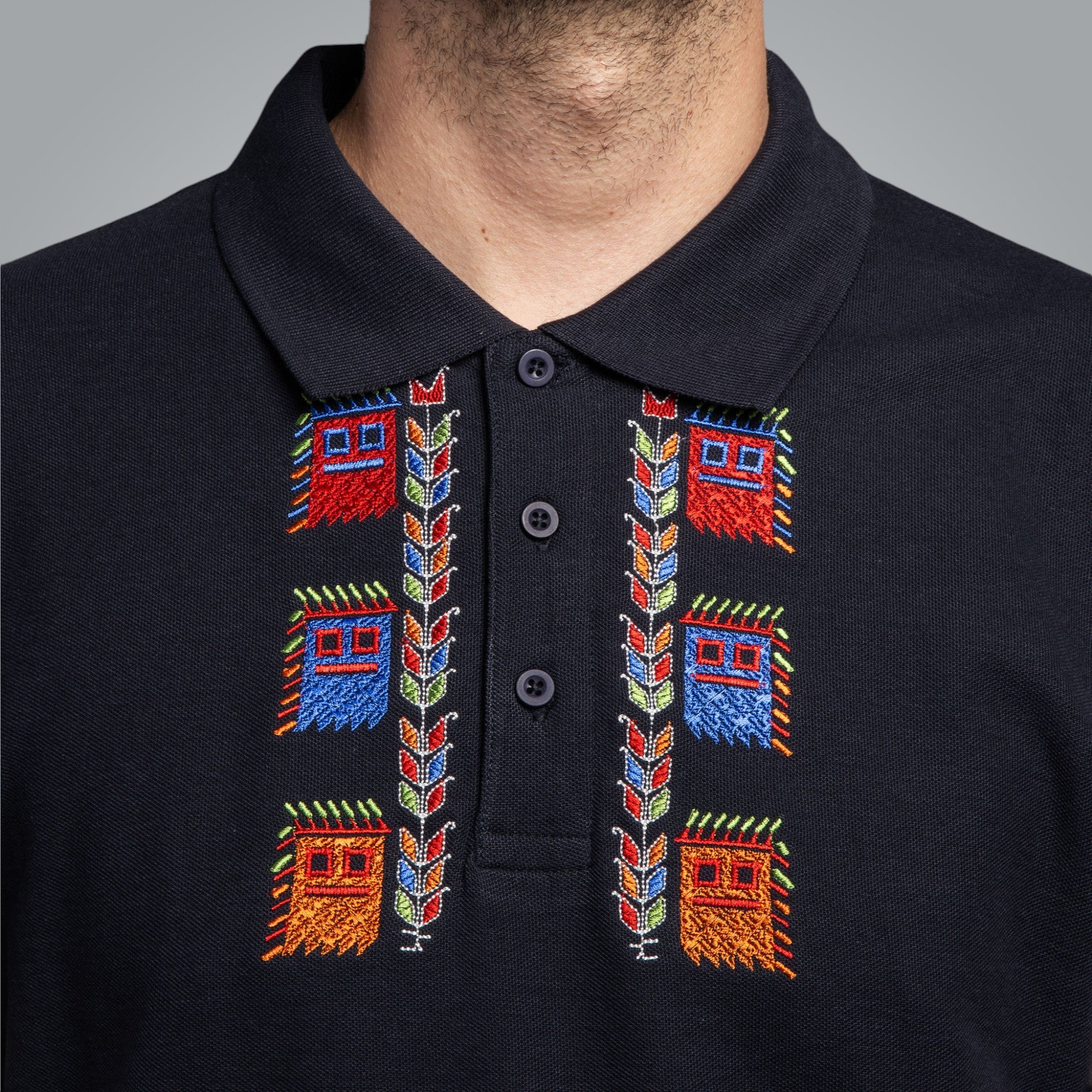 Тениска с яка "Кукери"