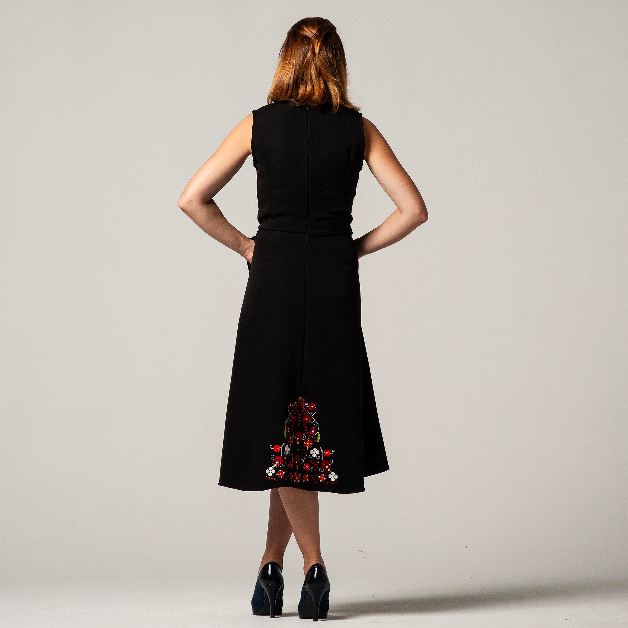 Рокля с Тракийска шевица