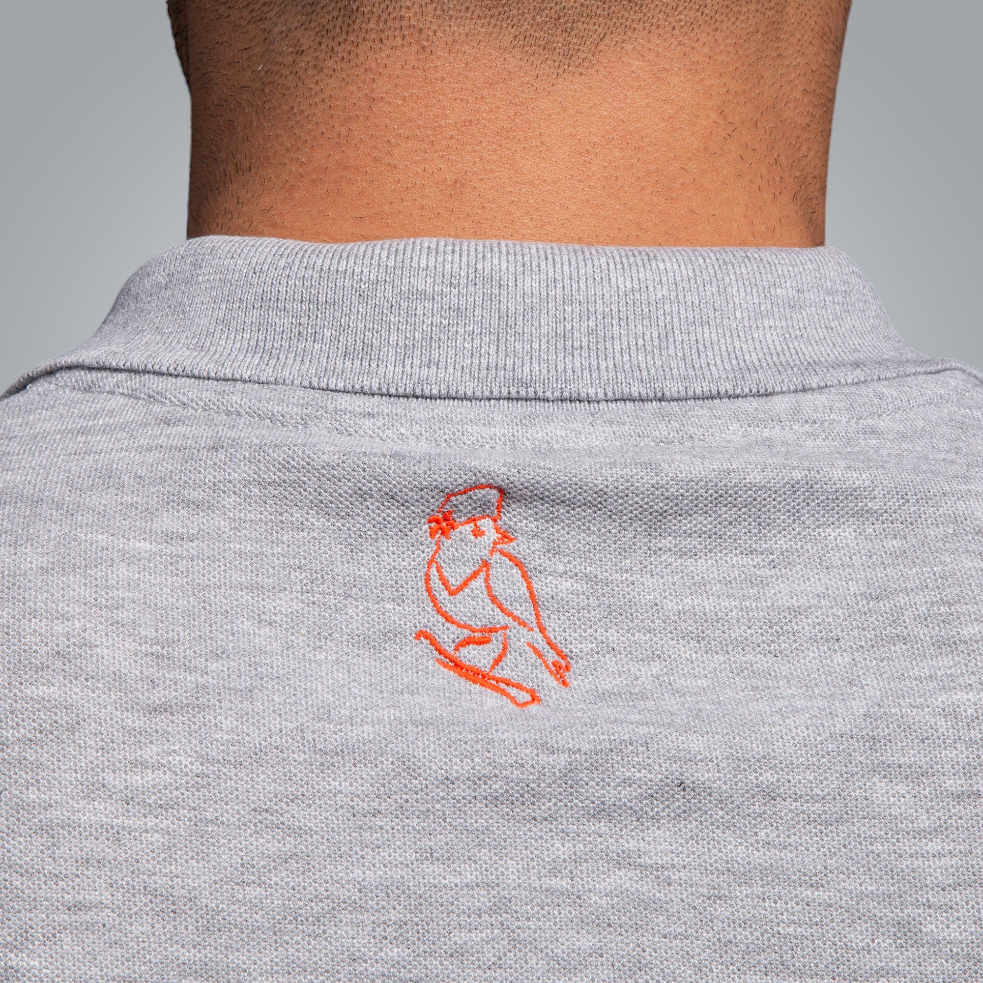 Тениска с яка "Кончета"