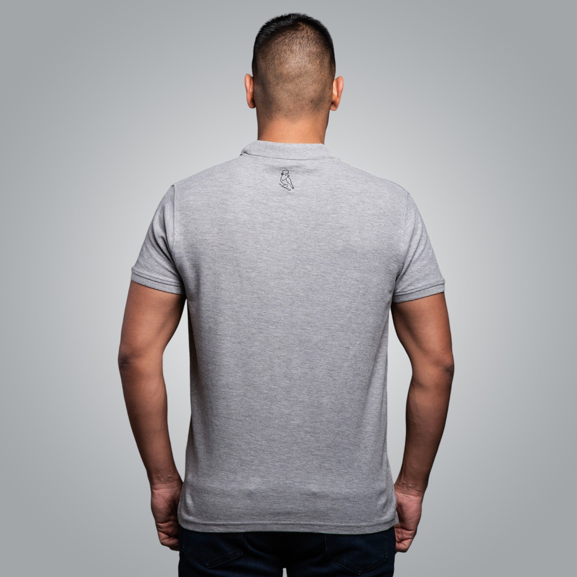 Тениска с яка "Традиционна"