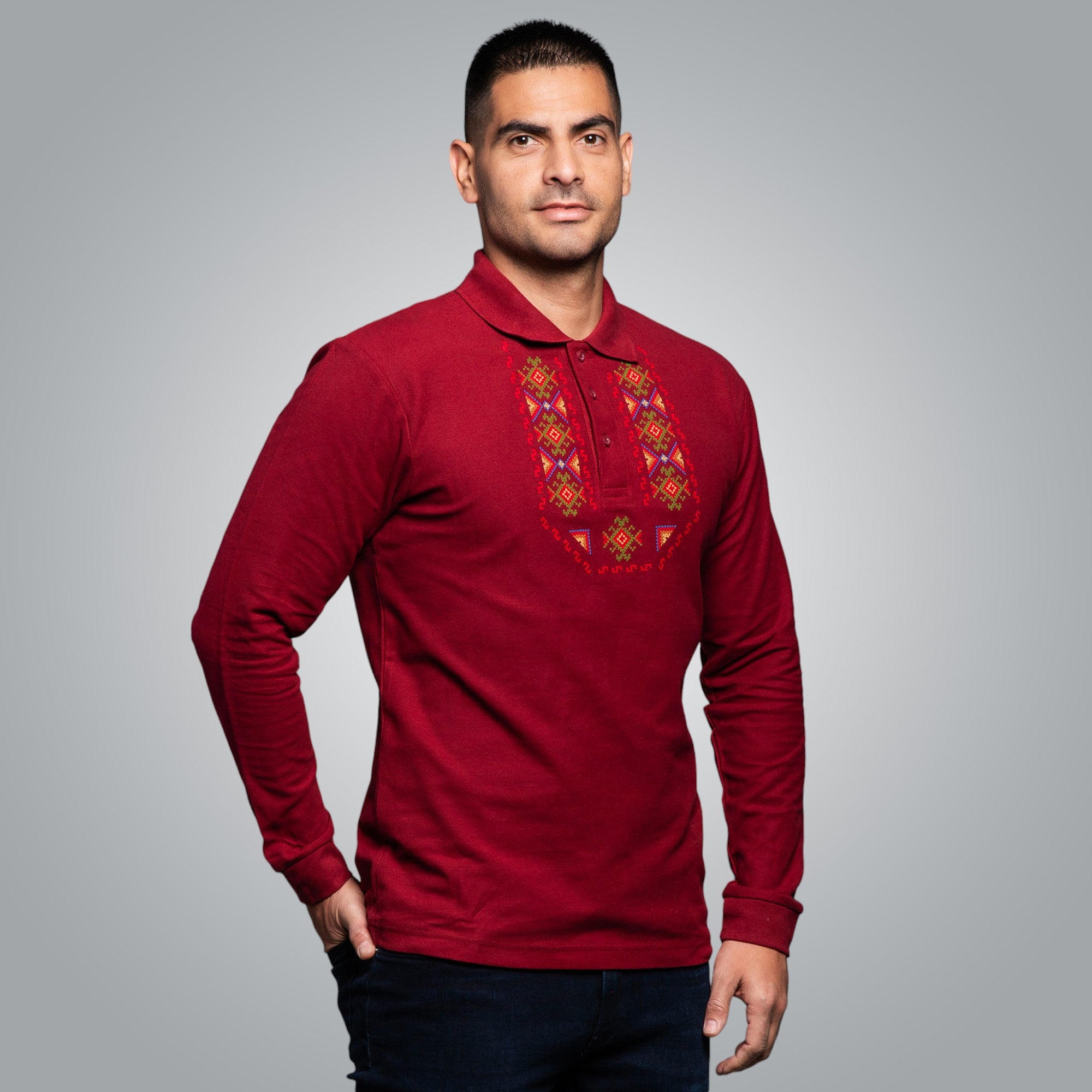 Блуза с яка "Гиздав"