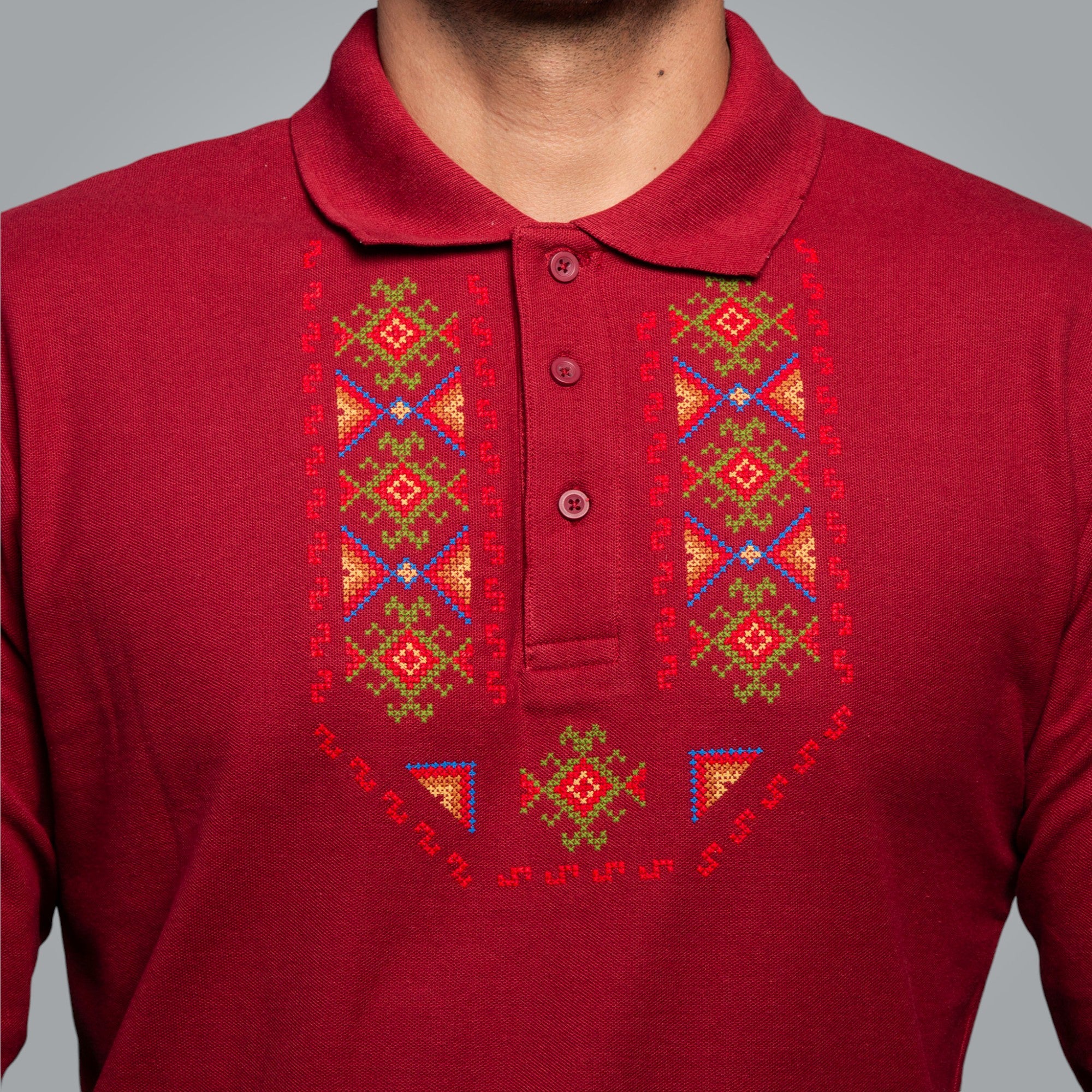 Блуза с яка "Гиздав"