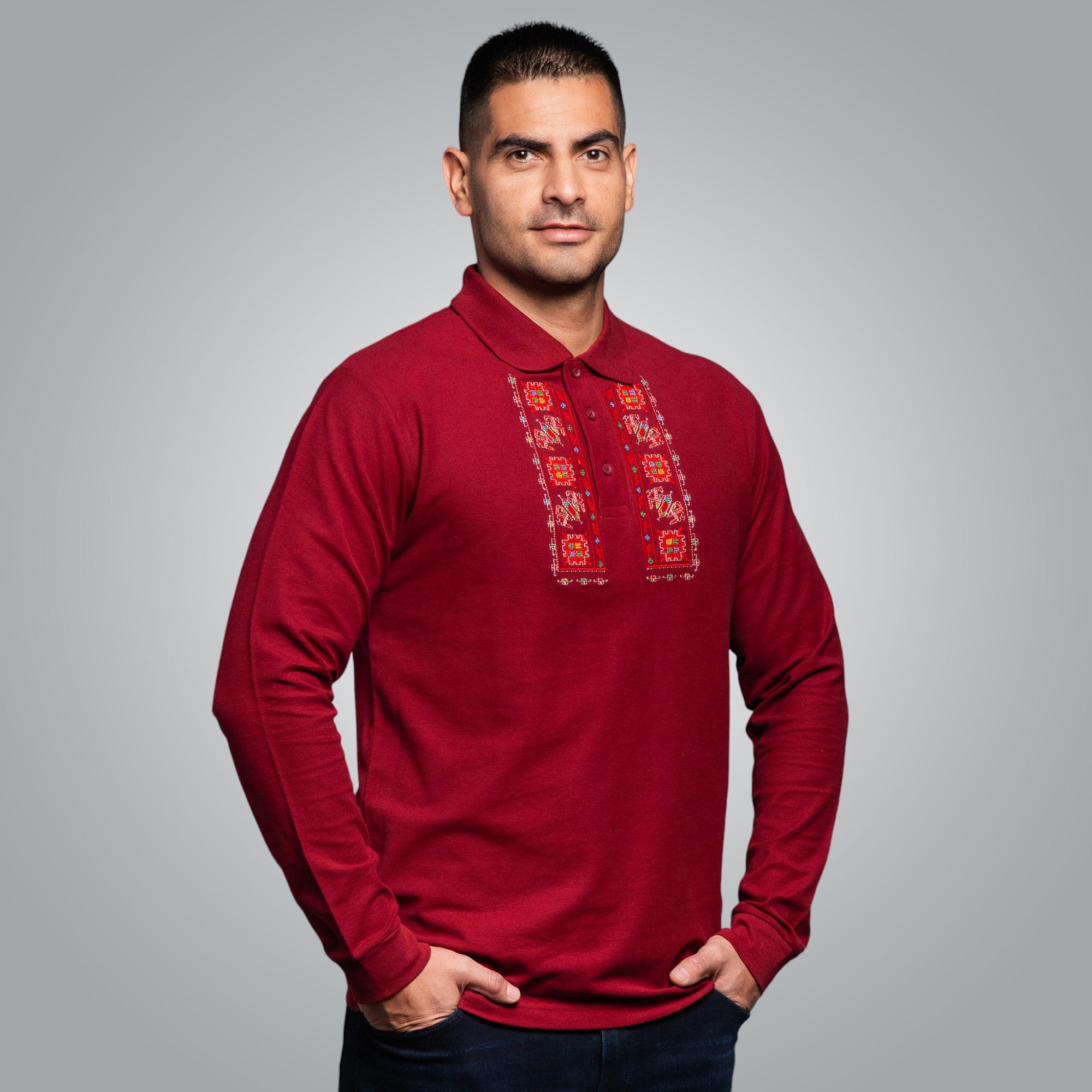 Блуза с яка "Традиционна"