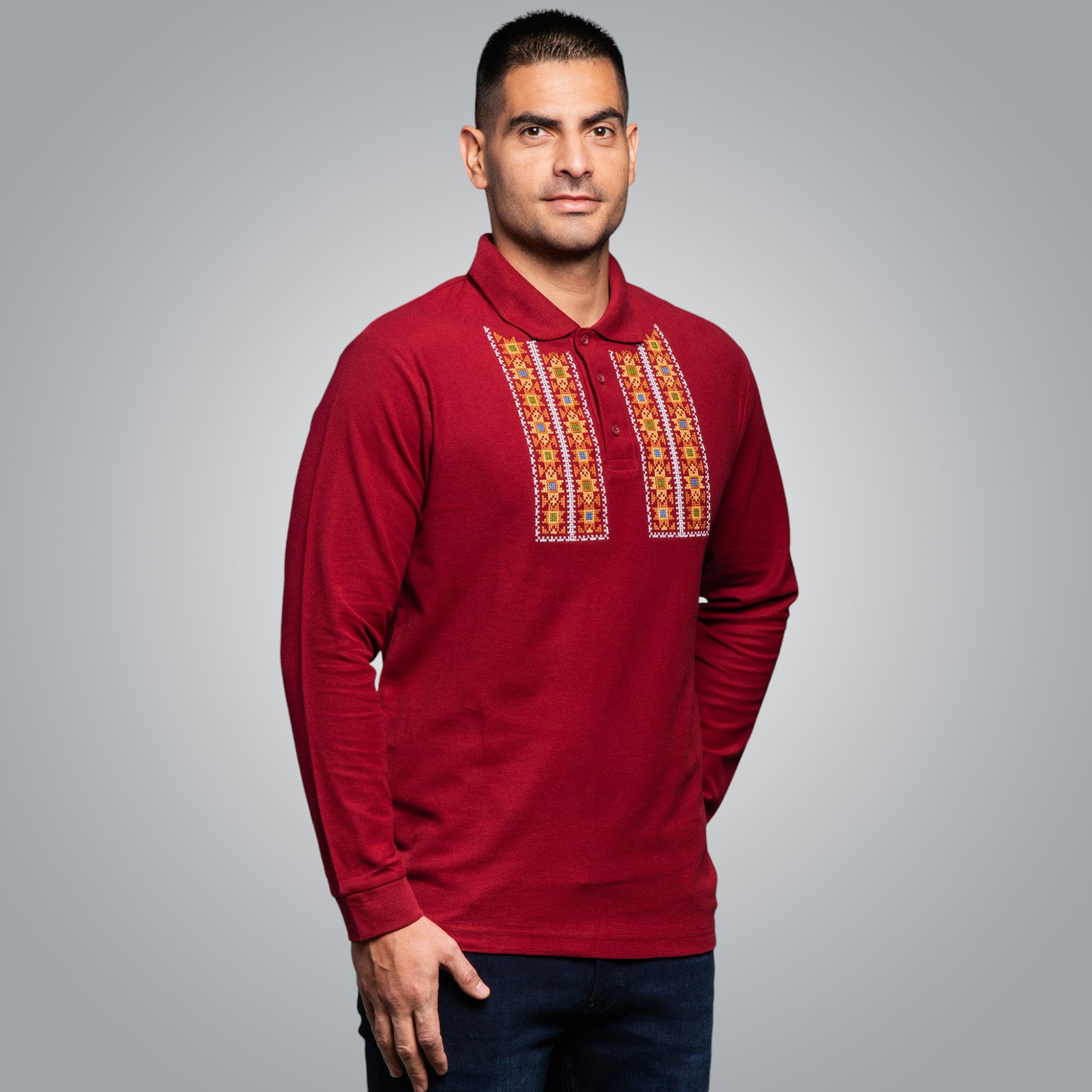 Блуза с яка "Закрилник"