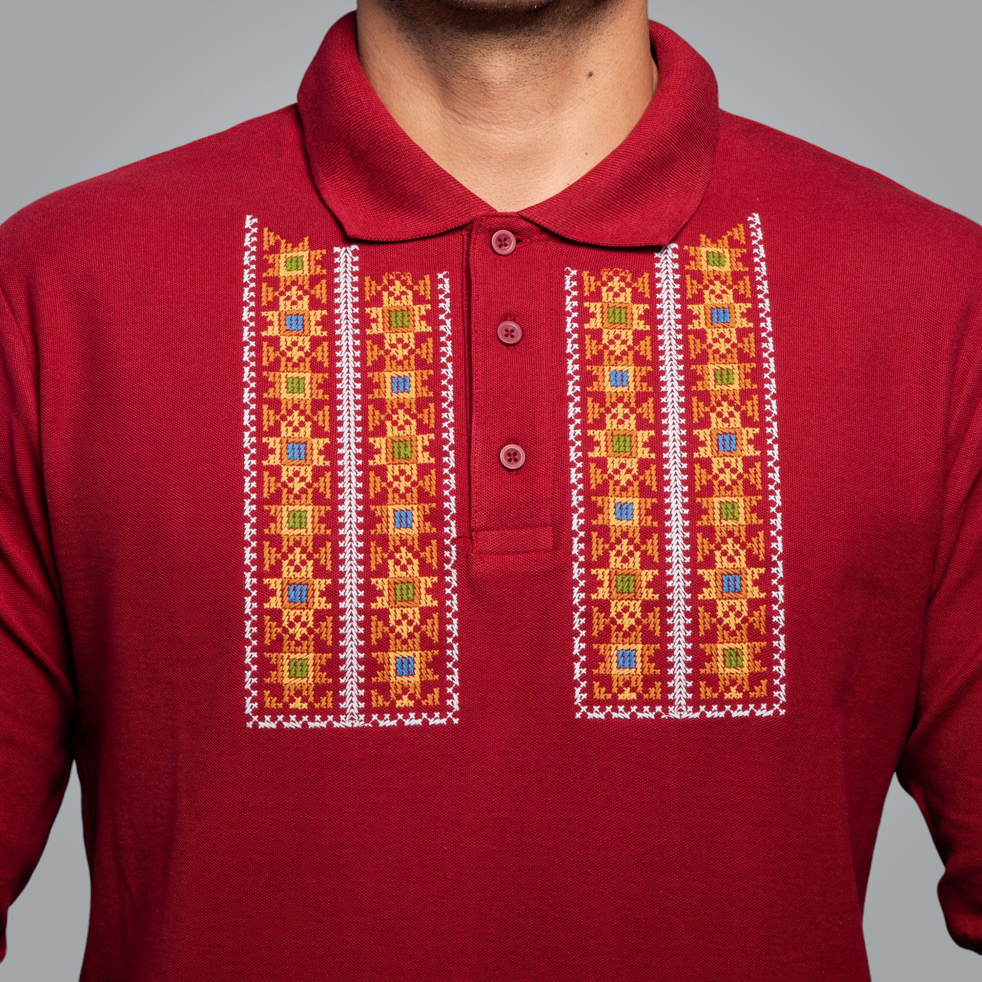 Блуза с яка "Закрилник"