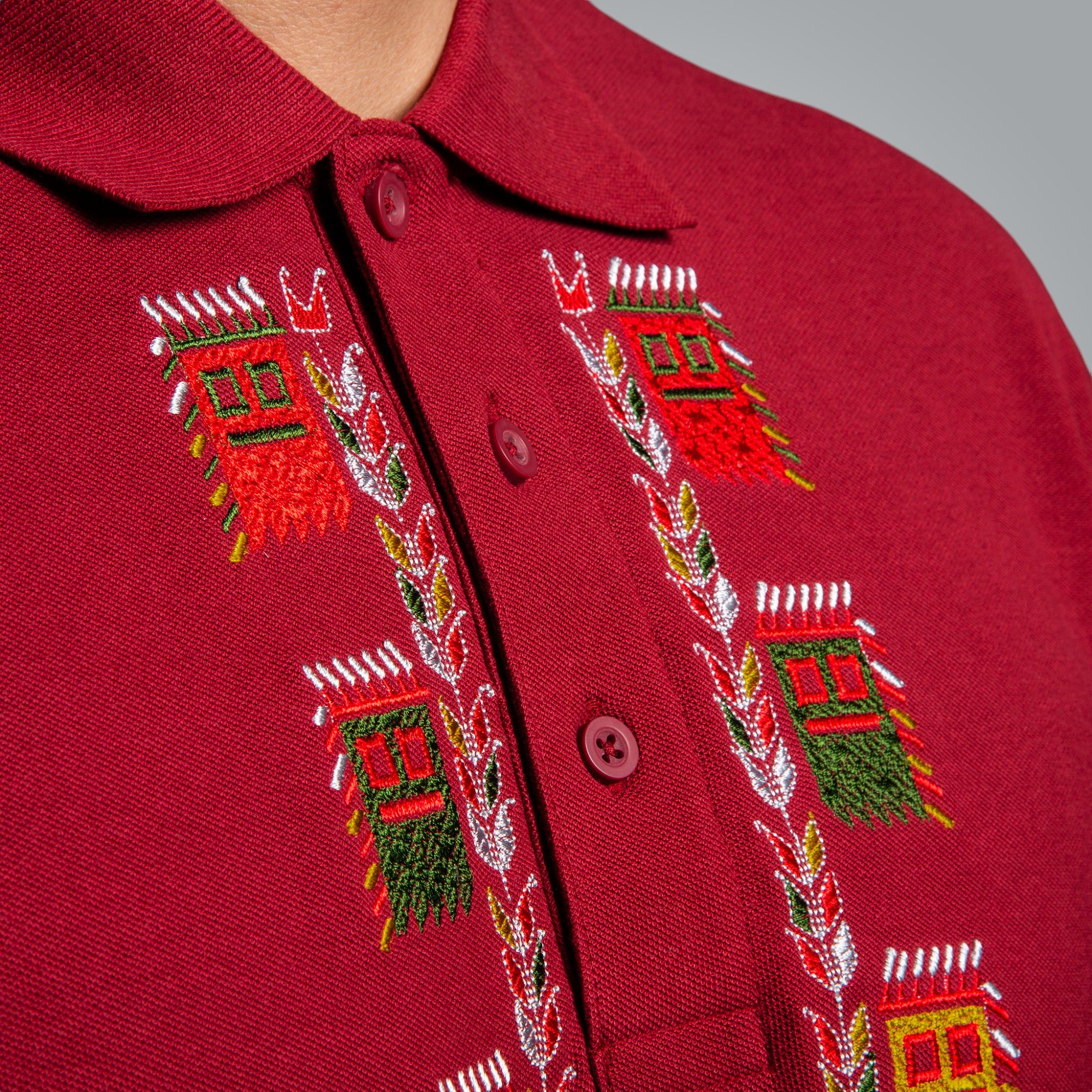 Блуза с яка "Кукери"