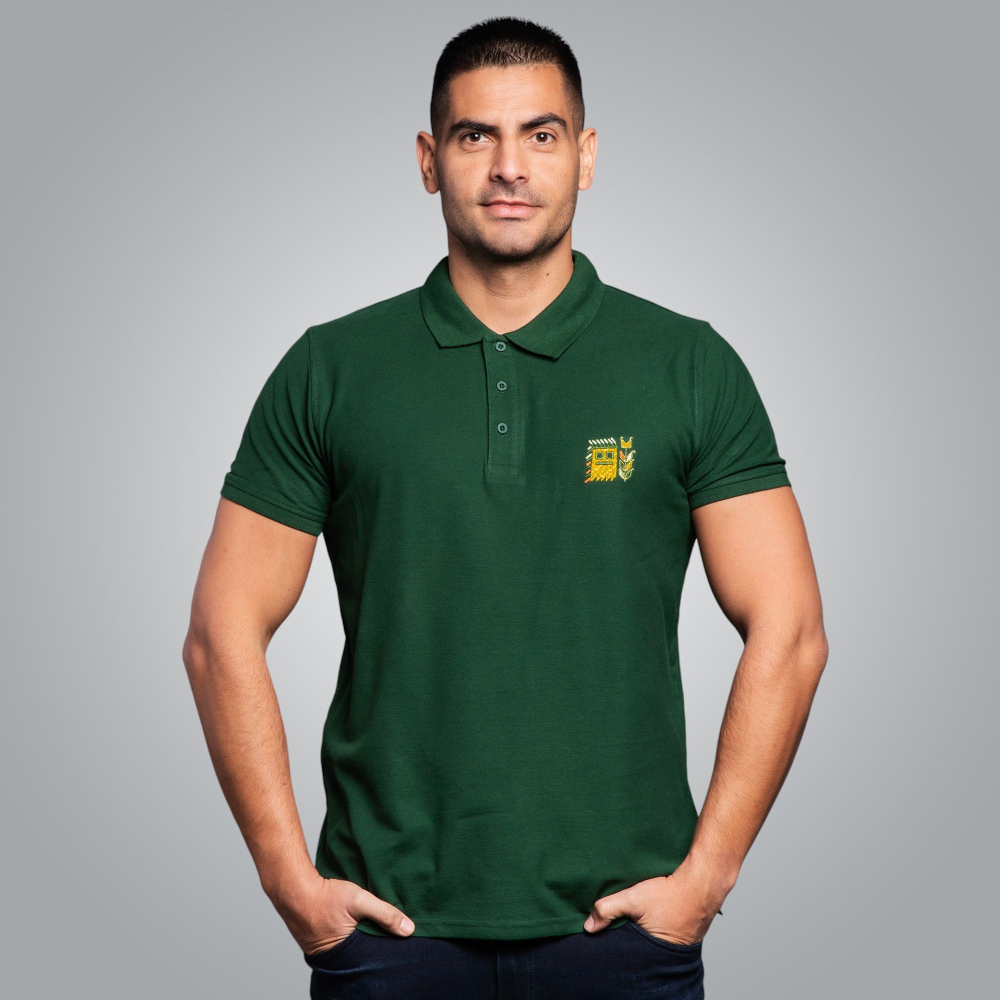 Тениска с яка с детайл "Кукер"