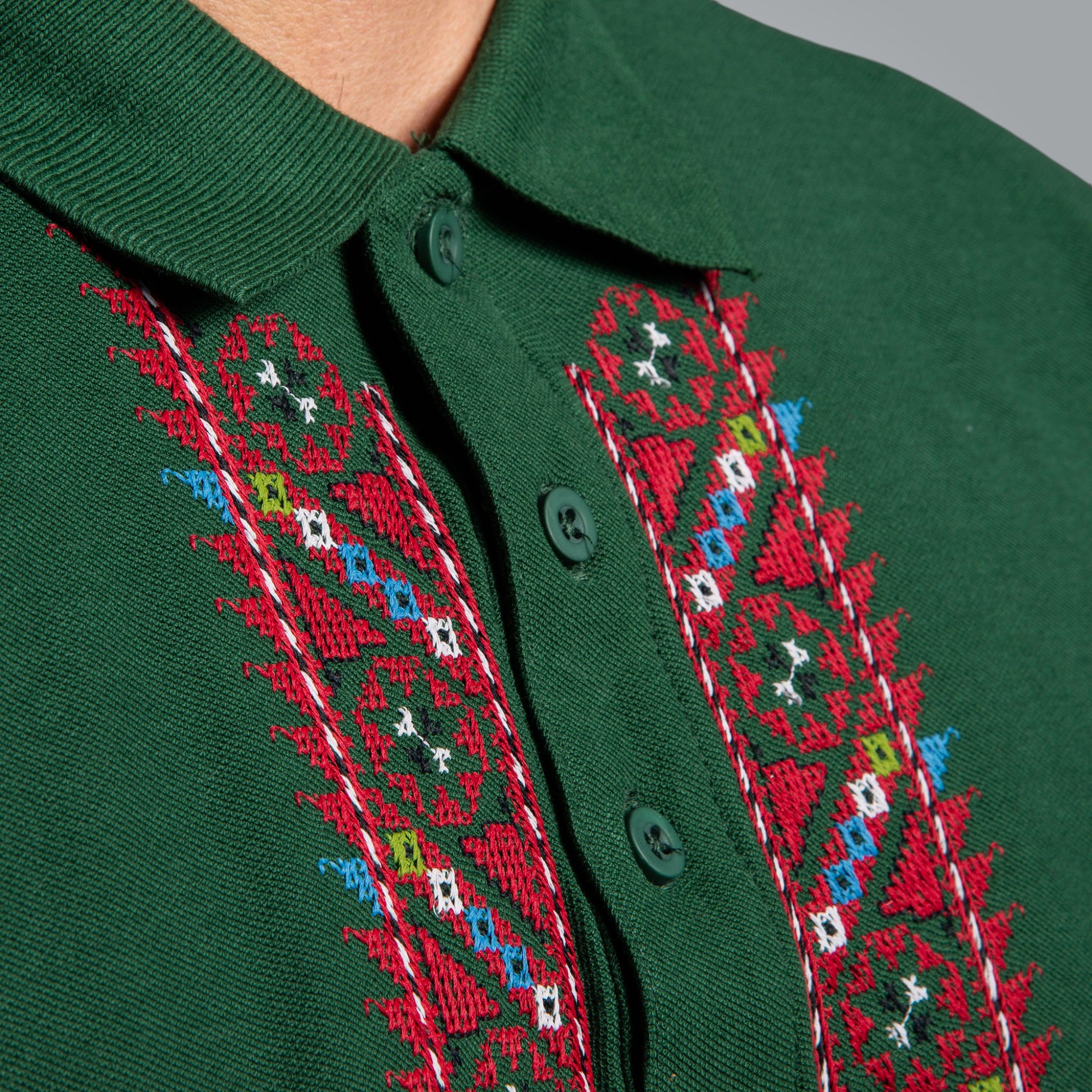 Тениска с яка "Северняшка"