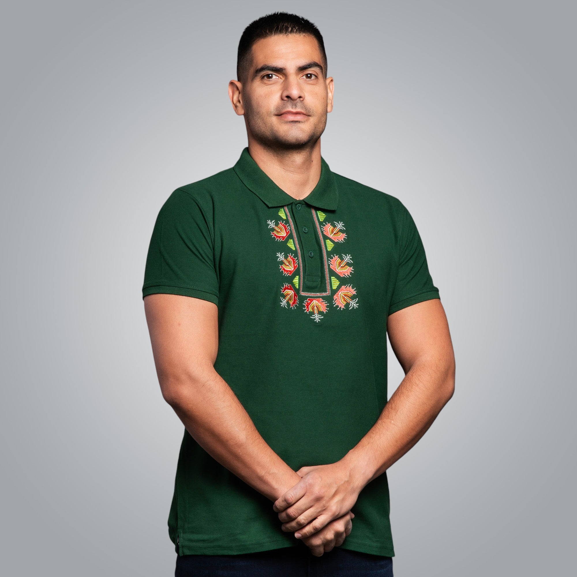 Тениска с яка "Китка"