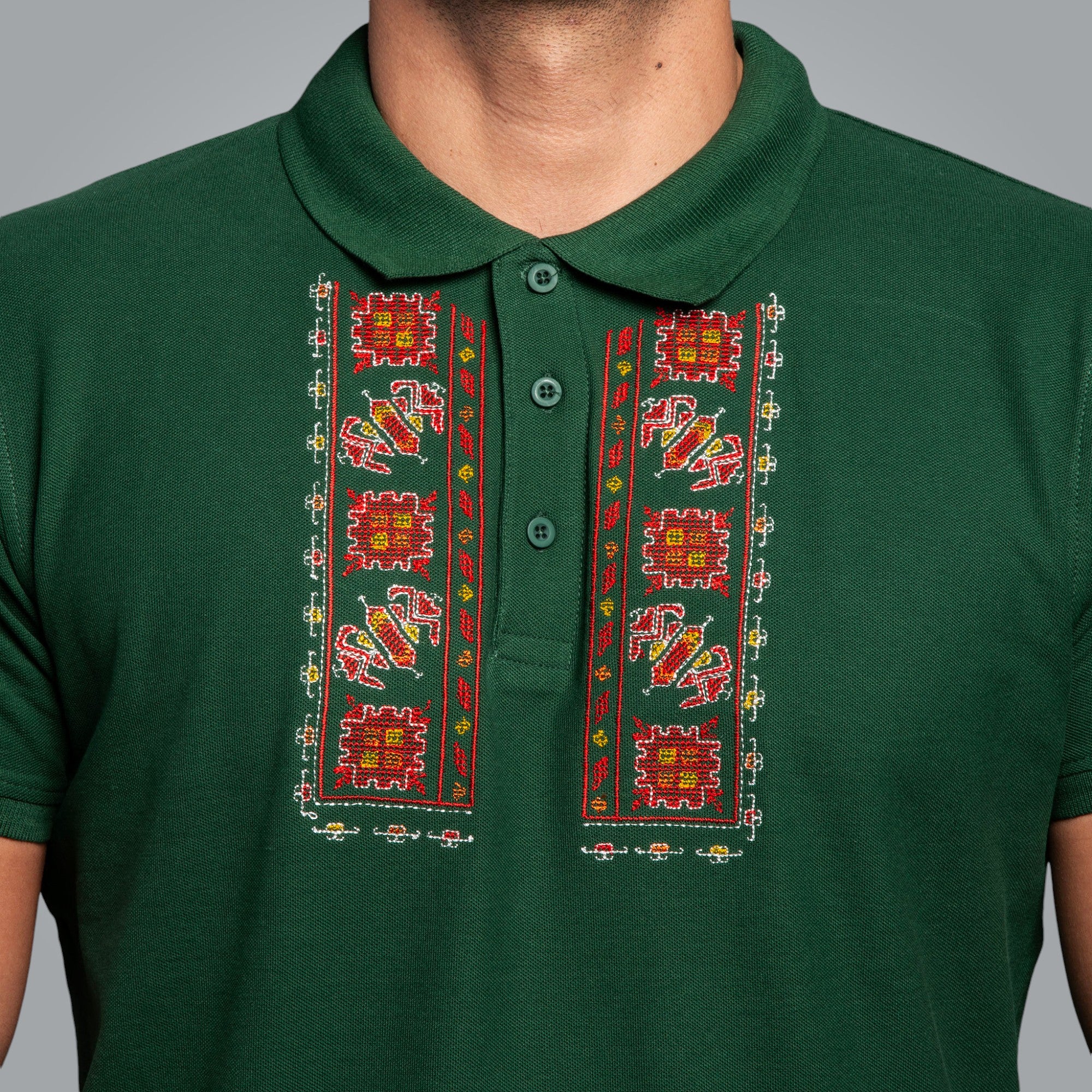 Тениска с яка "Традиционна"