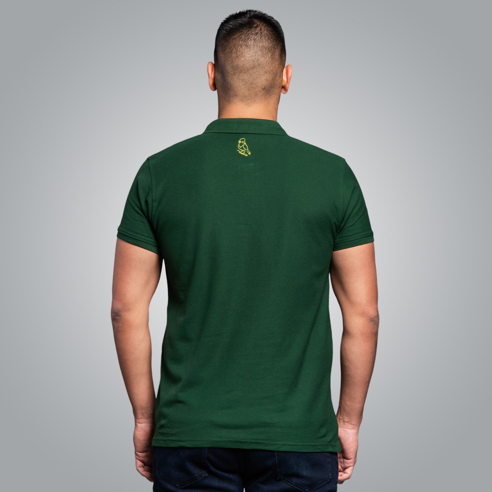 Тениска с яка "Защита"