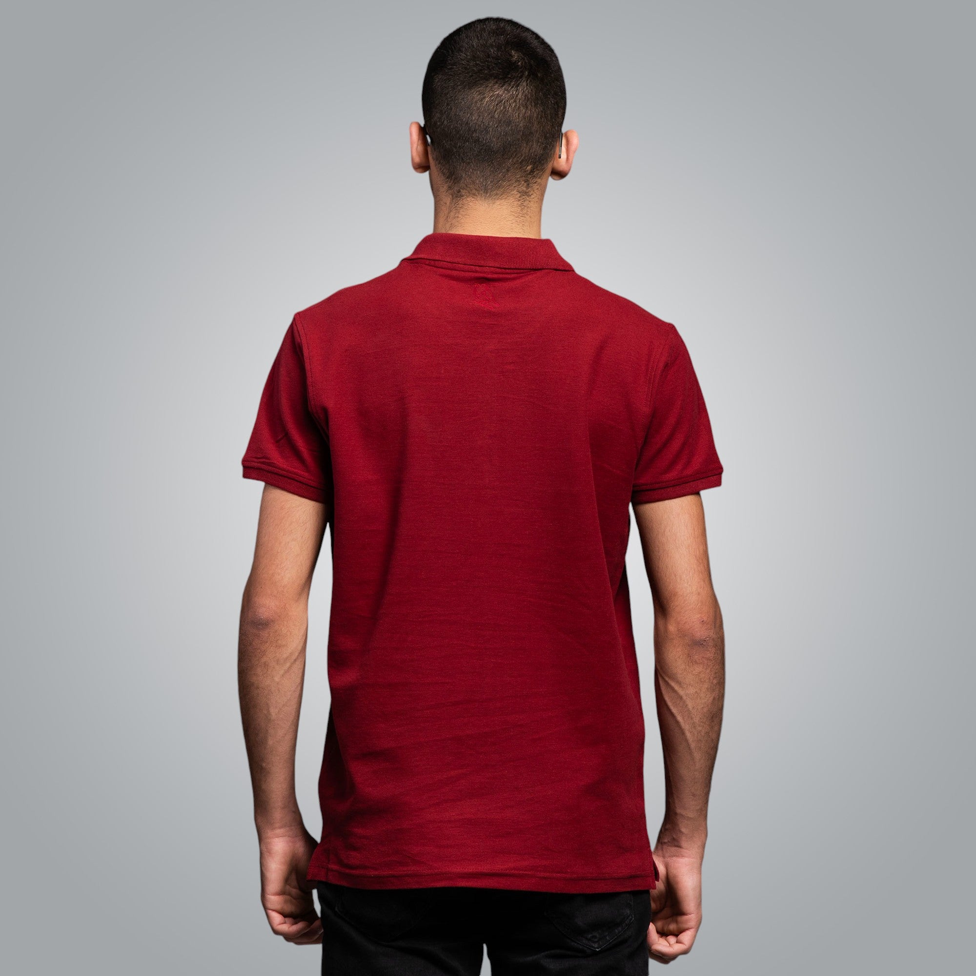 Тениска с яка с шевица от бургаско