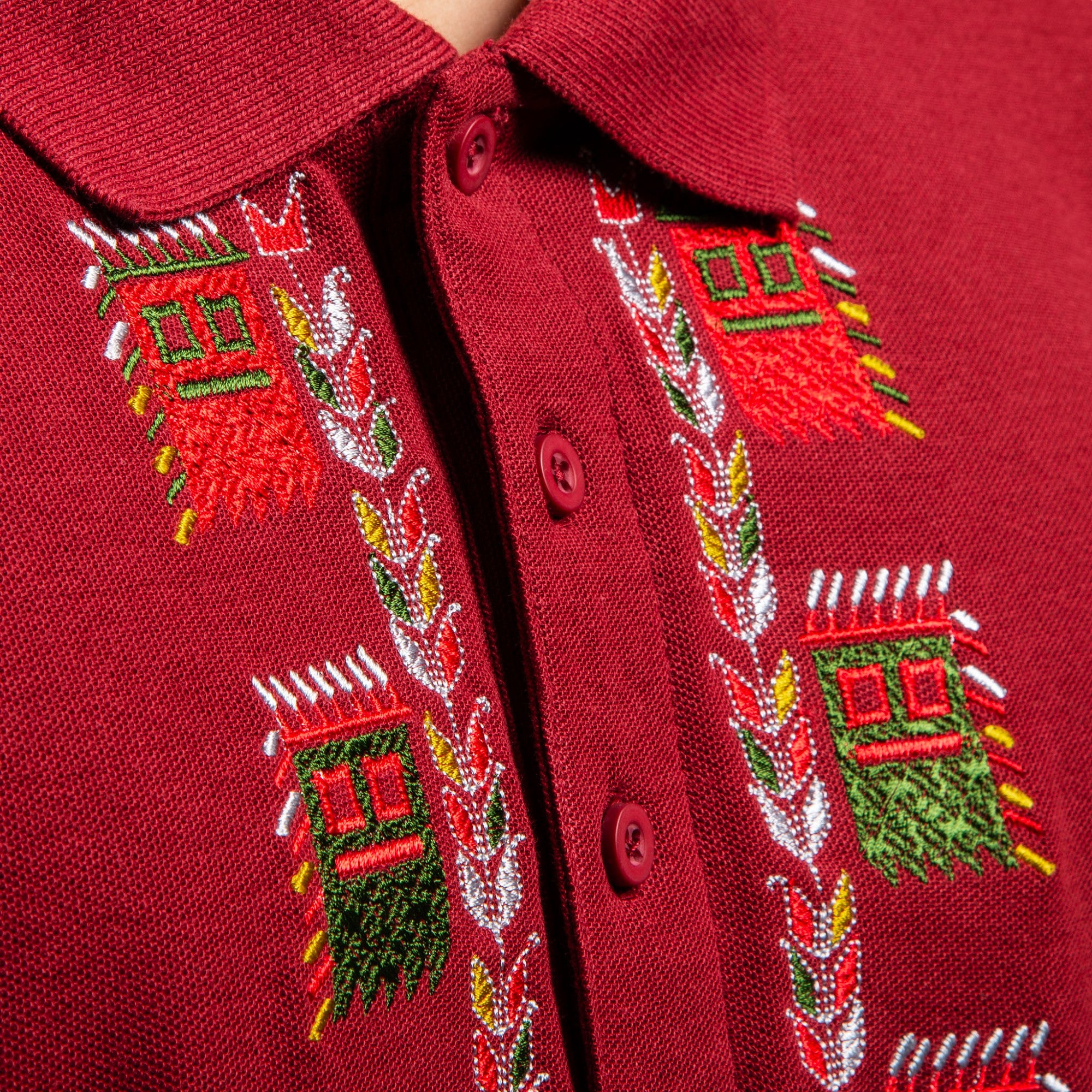 Тениска с яка "Кукери"