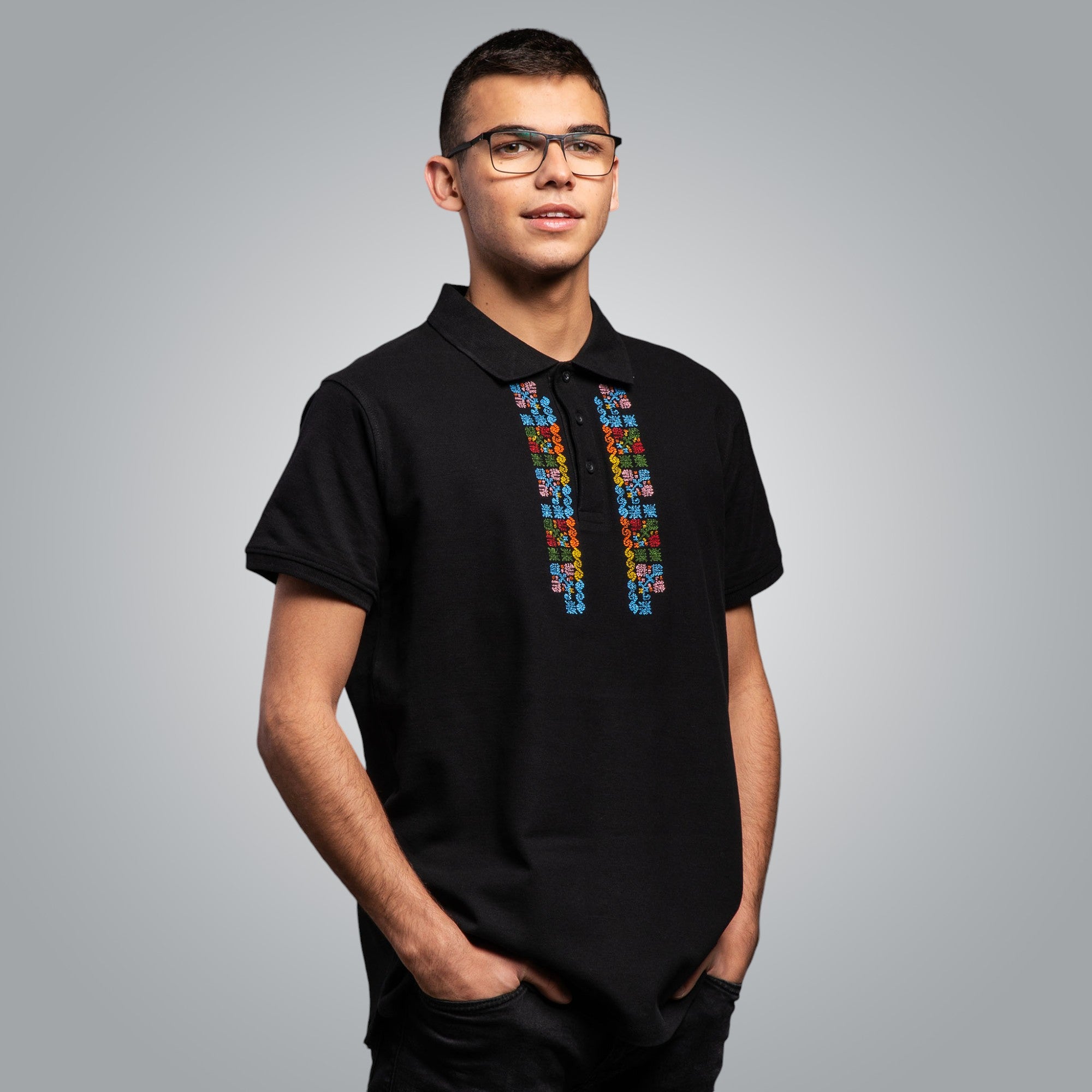 Мъжка тениска с яка с шевица от бургаско