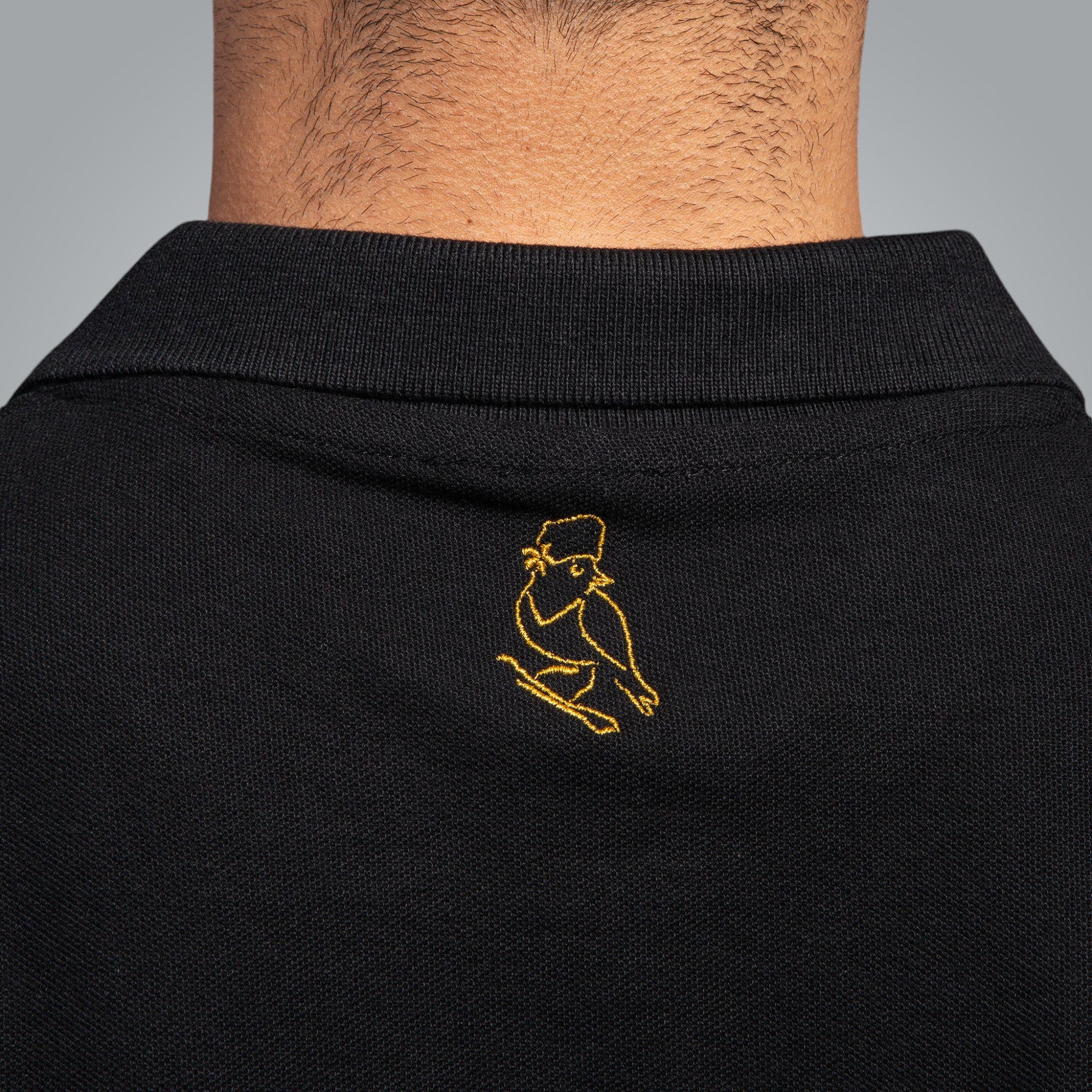 Тениска с яка "Закрилник"