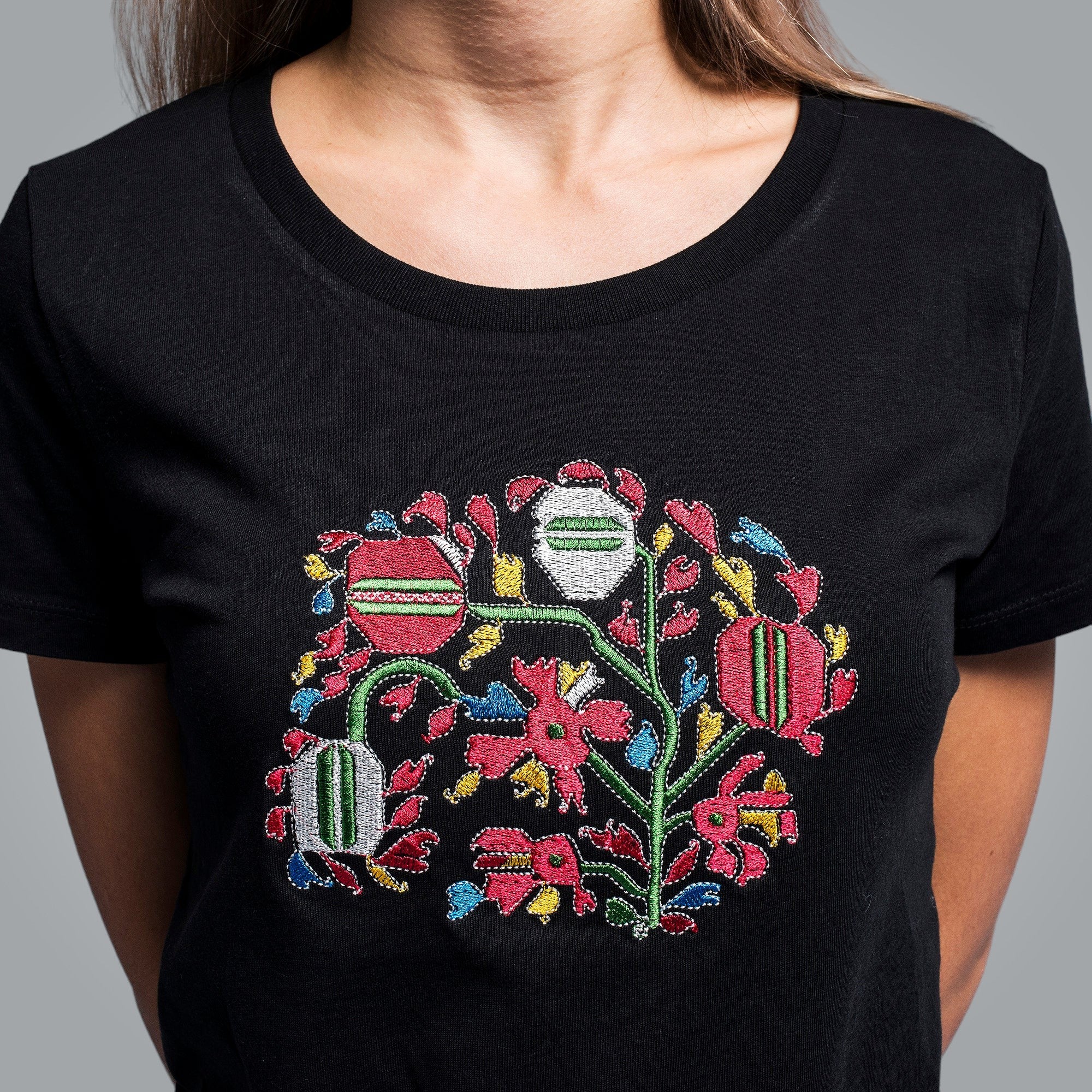 Дамска тениска "Дърво на живота"