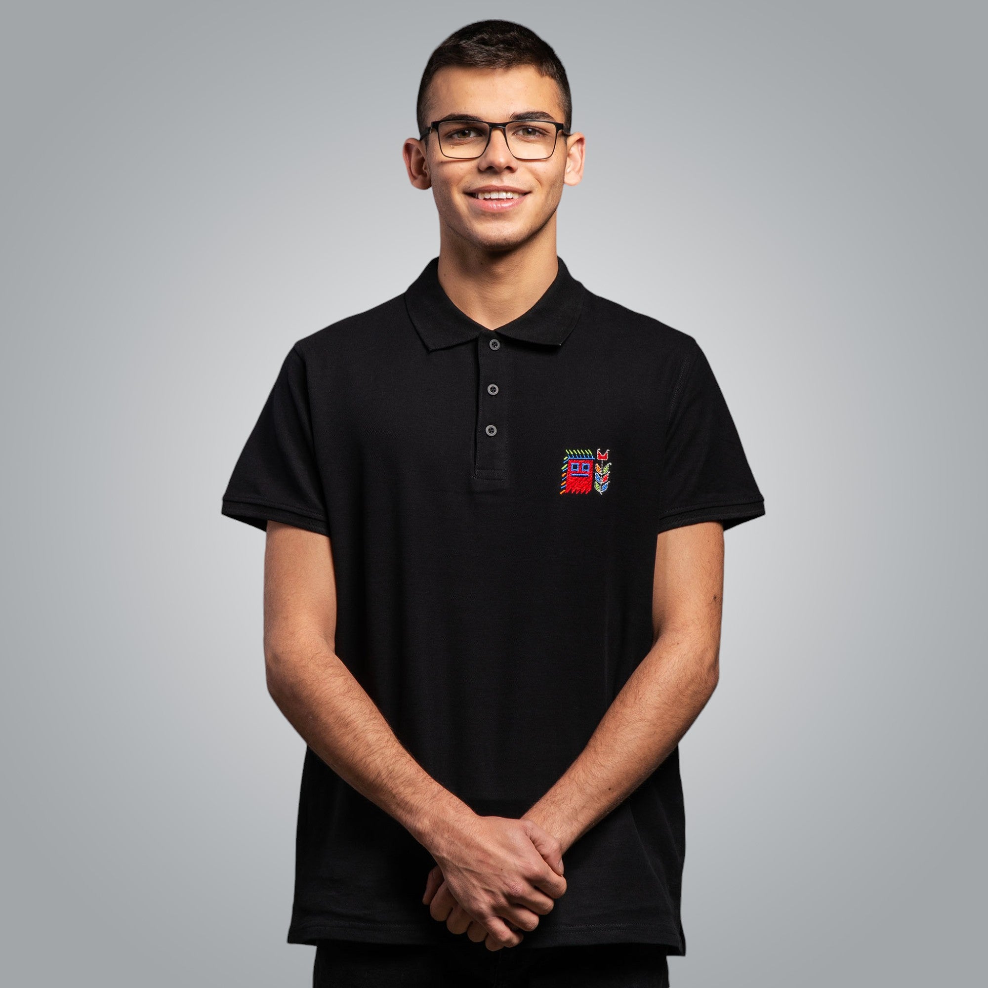 Тениска с яка с детайл "Кукер"