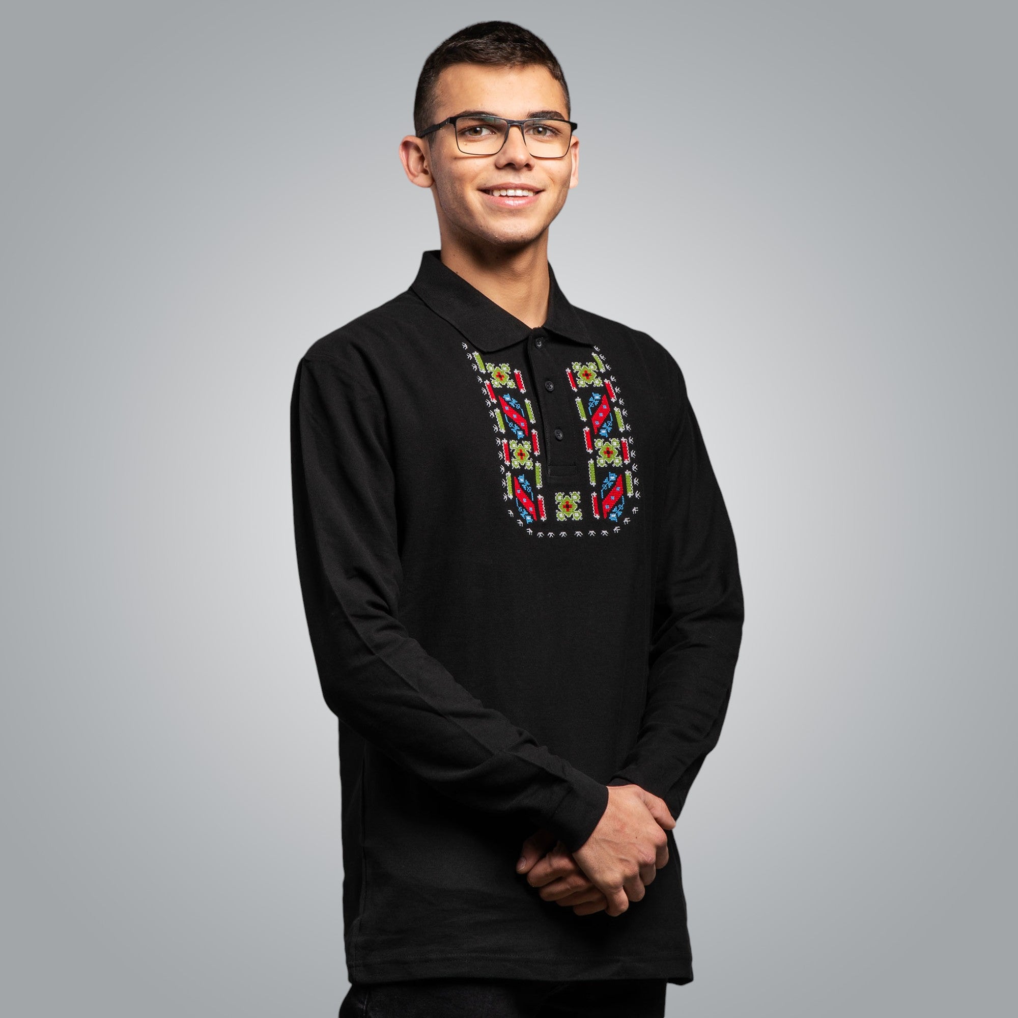 Блуза с яка "Защита"