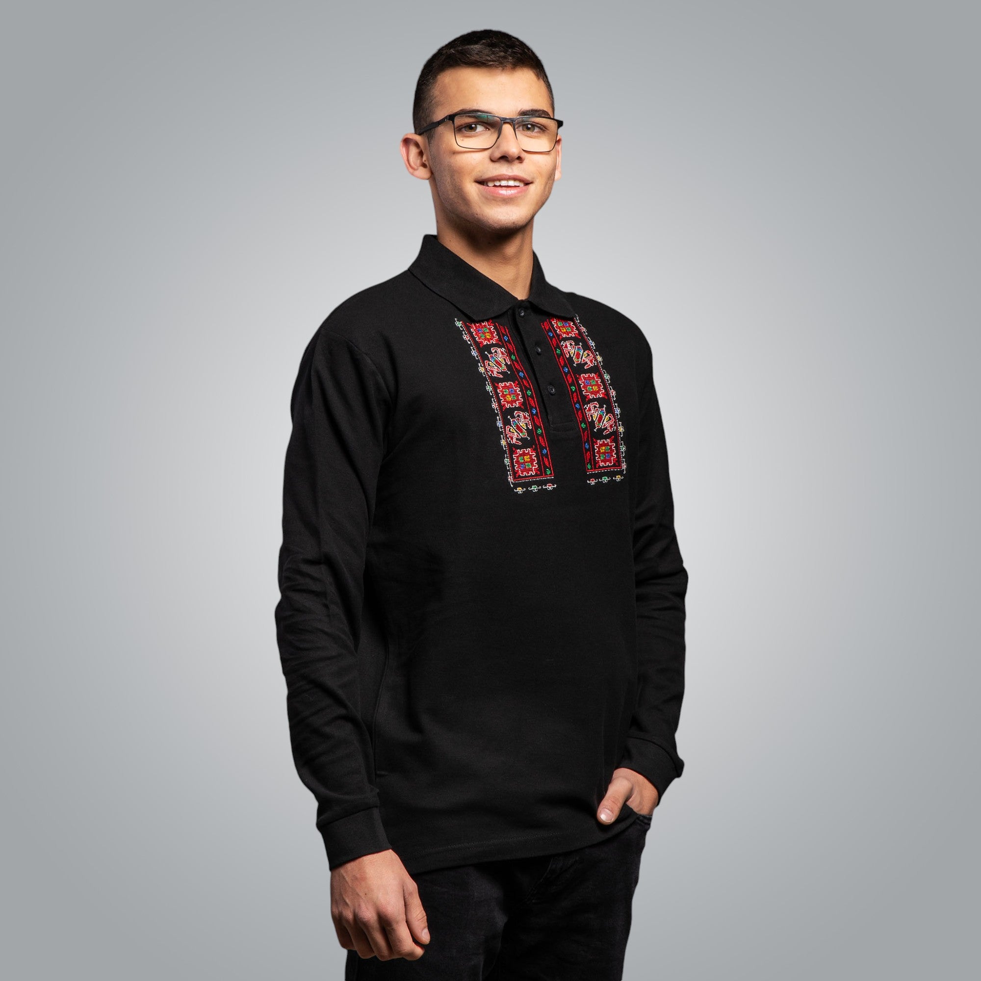 Блуза с яка "Традиционна"