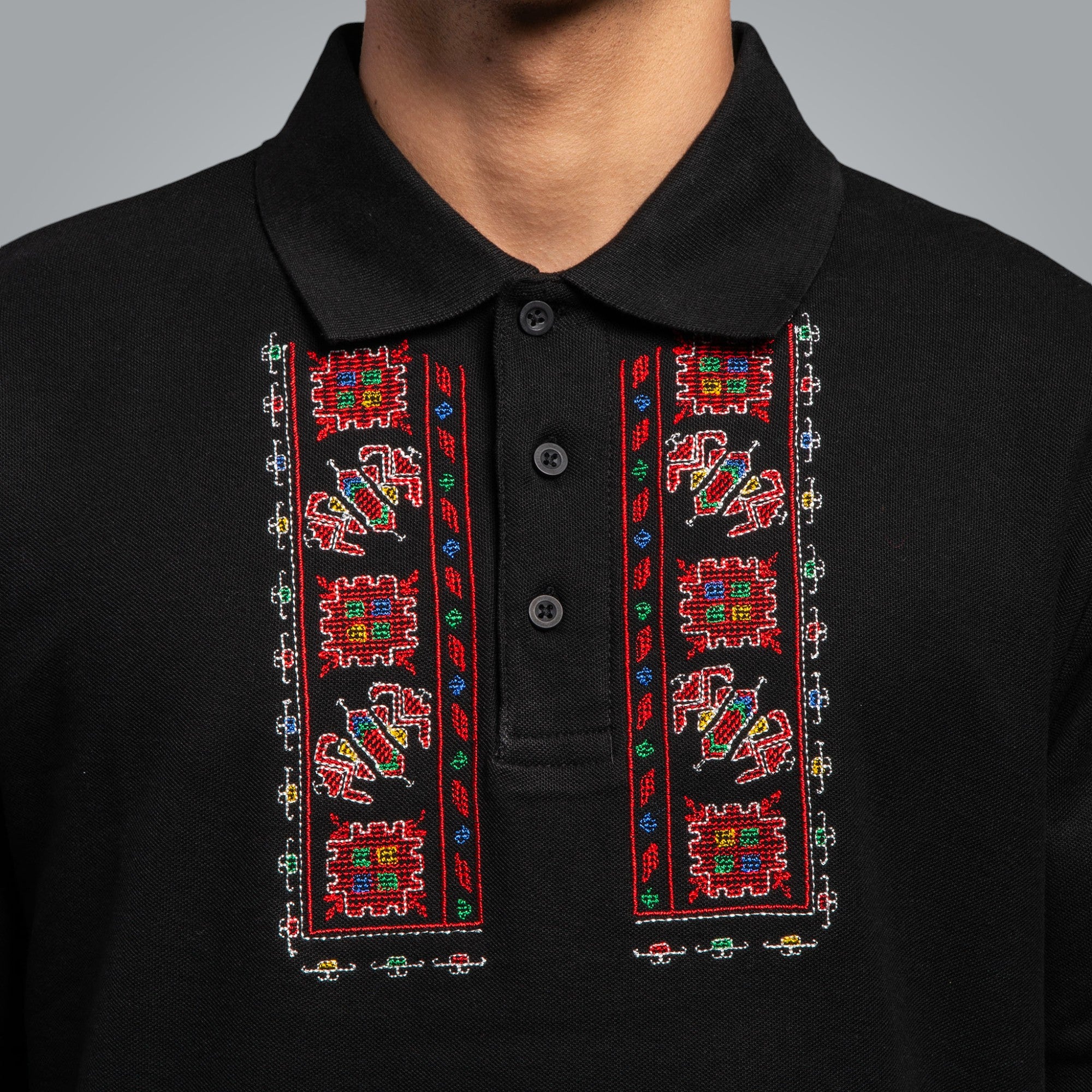 Блуза с яка "Традиционна"