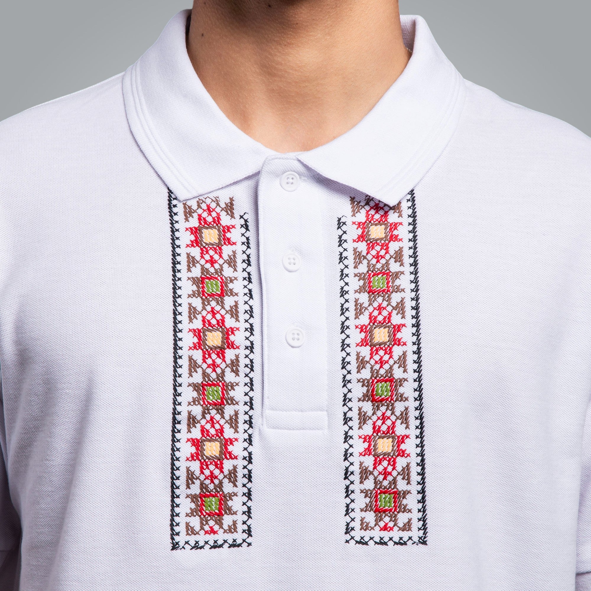 Тениска с яка "Пазител"