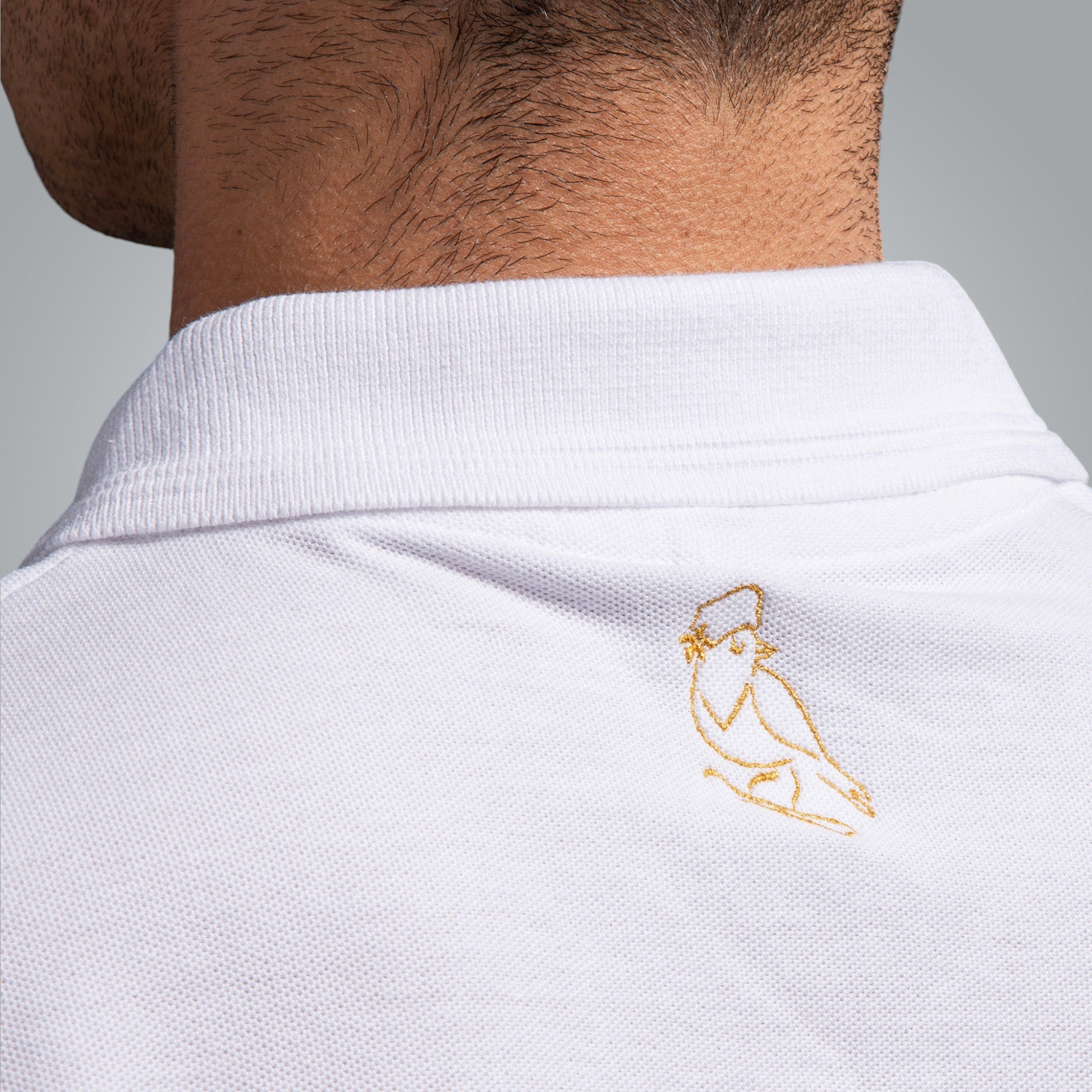 Тениска с яка "Закрилник"