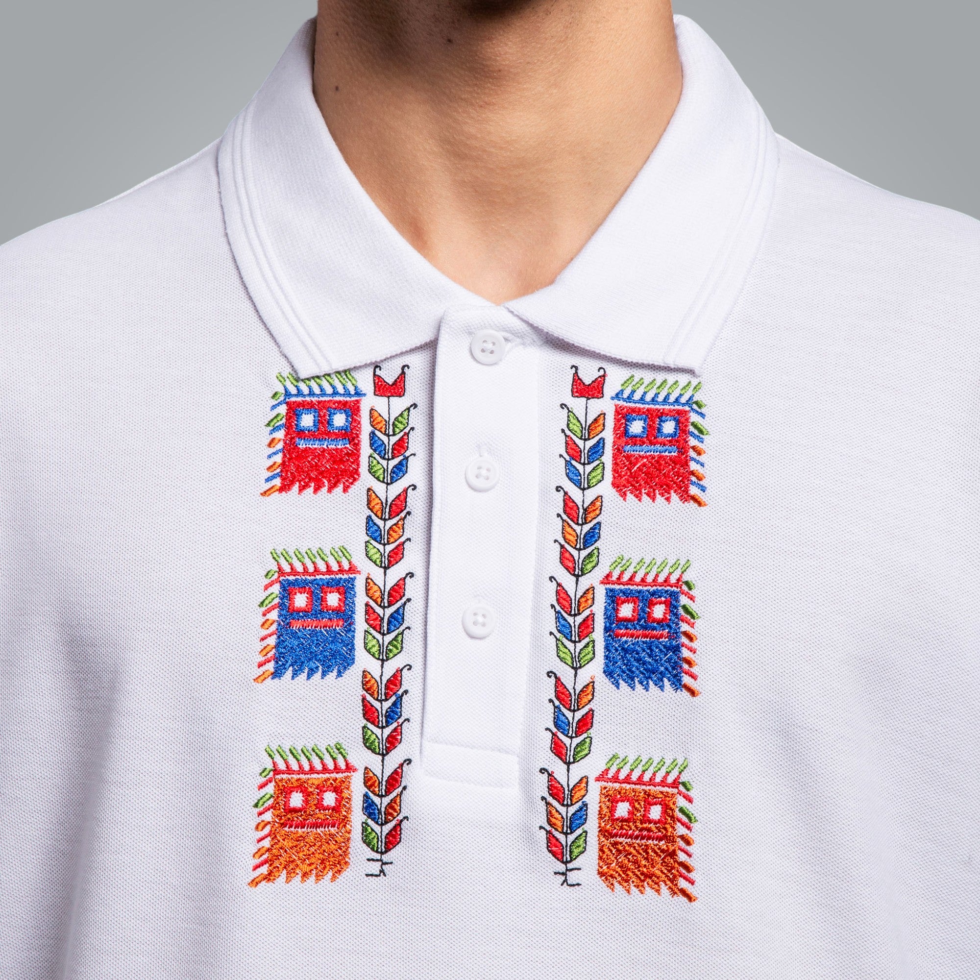 Тениска с яка "Кукери"