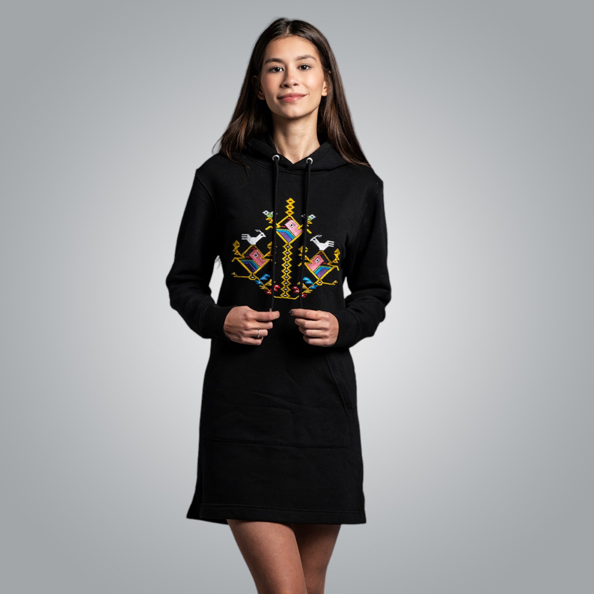 Дълга блуза с качулка "Пилета"