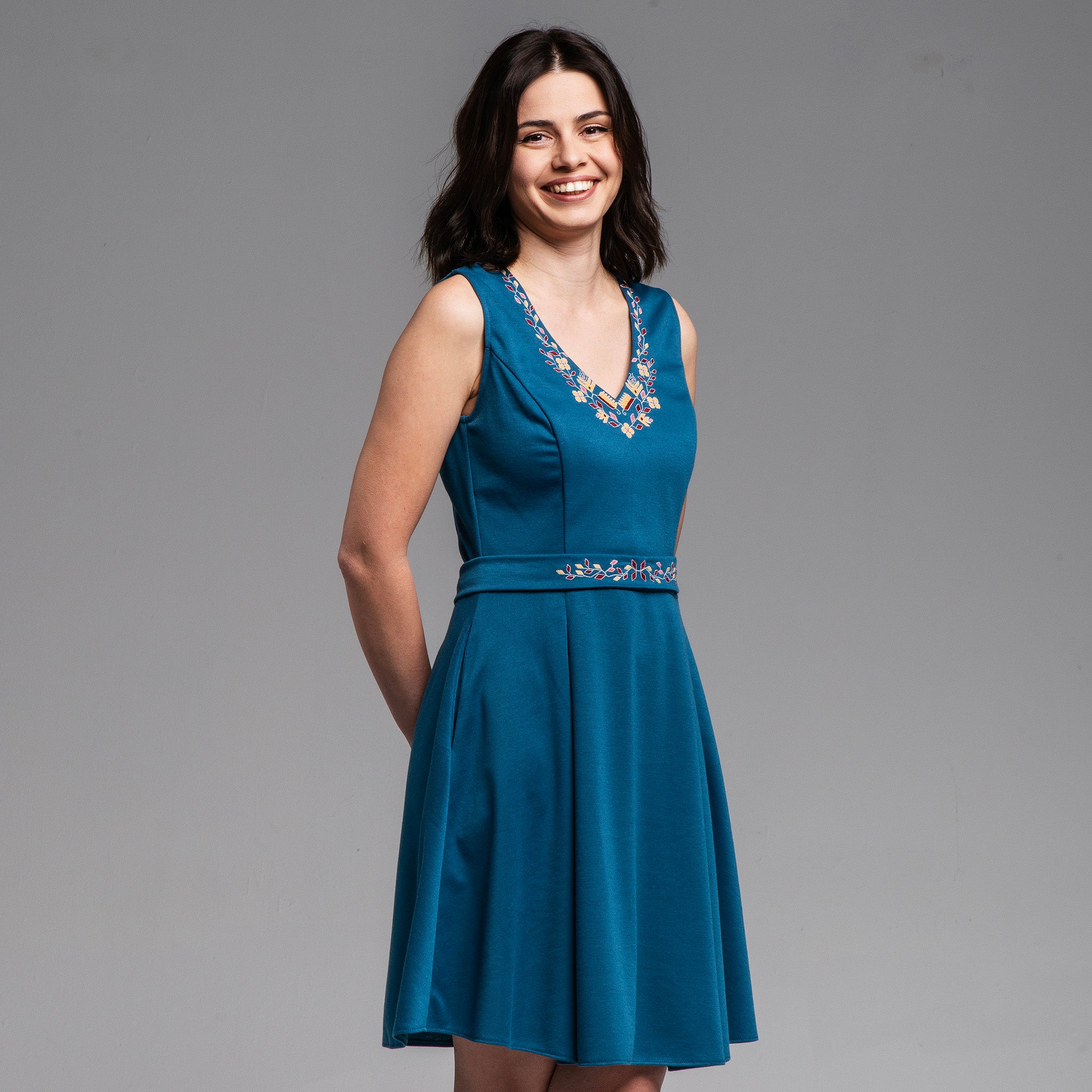 Къса рокля "Пролет"