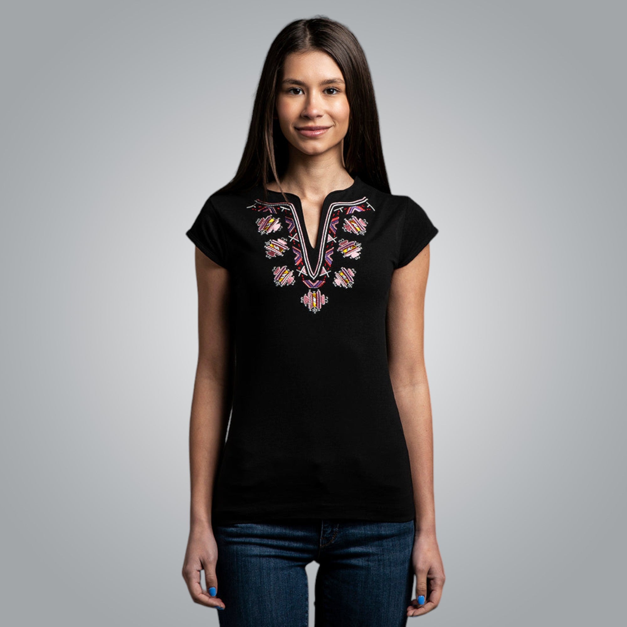 Тениска с V деколте "от Шоплука"