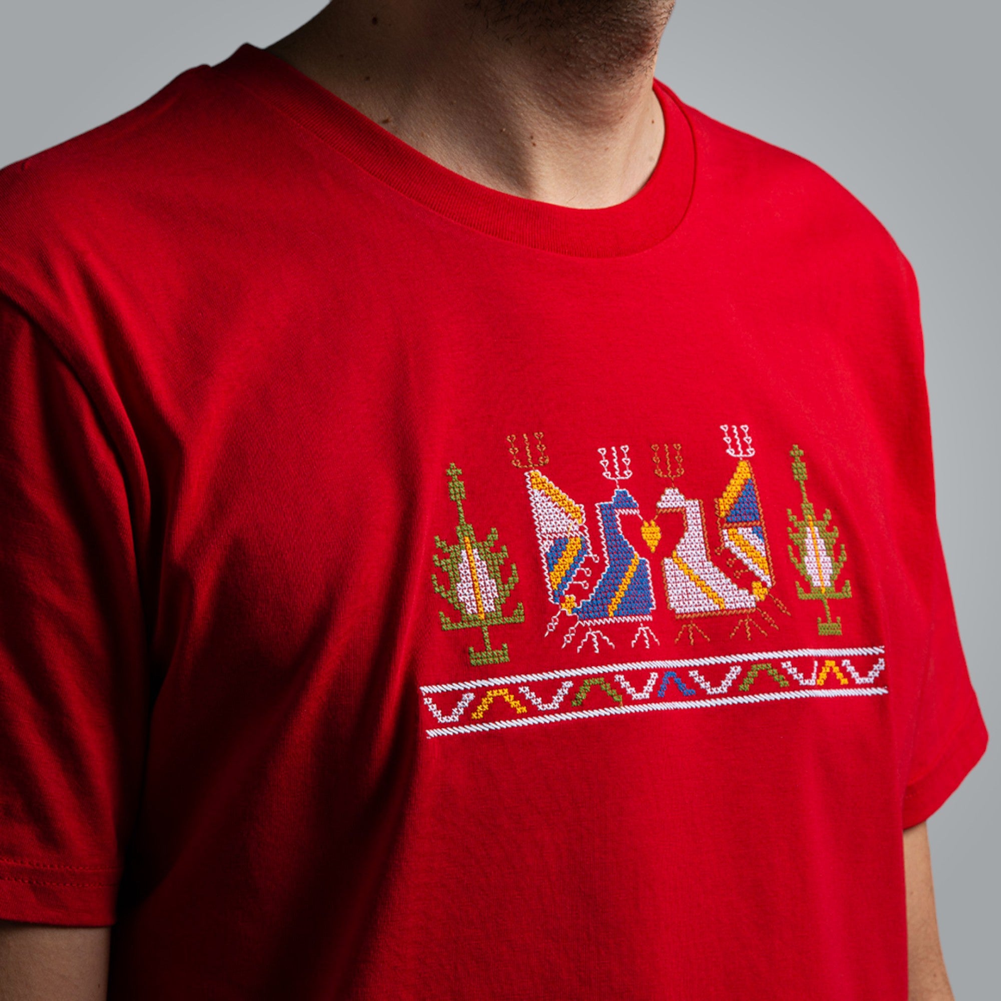 Тениска "Петли"